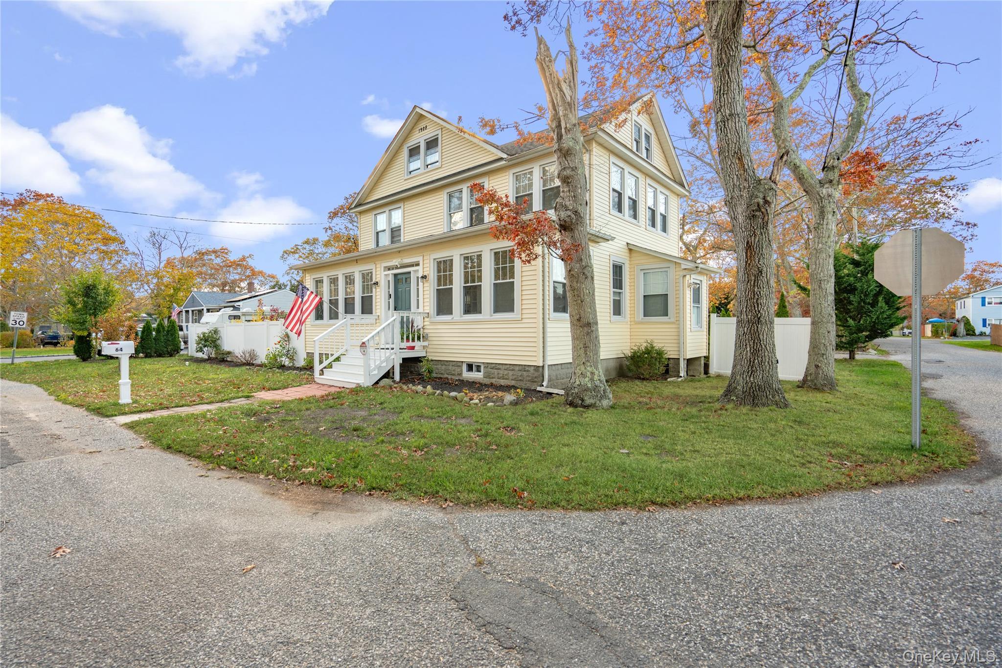 Single Family Vernon  Suffolk County, NY 11950, MLS-933003-38