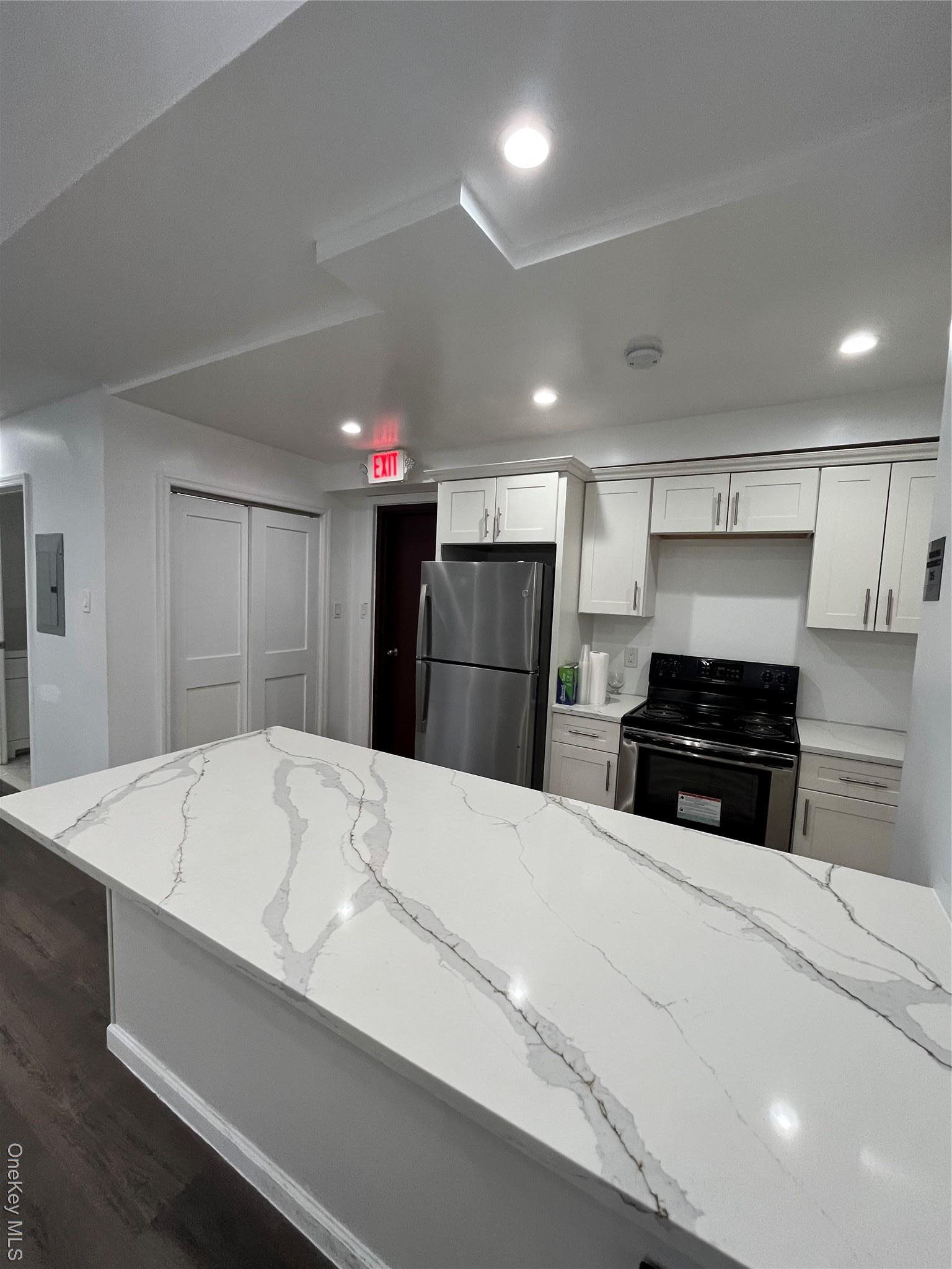 Coop Sedgwick  Bronx, NY 10468, MLS-933011-20