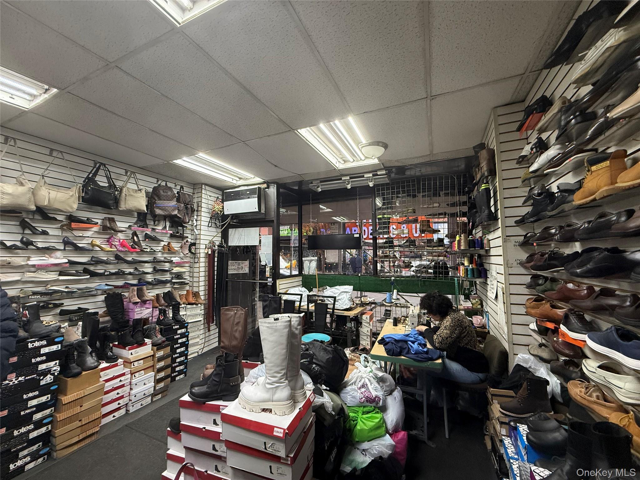 Business Opportunity Lydig  Bronx, NY 10462, MLS-933013-16