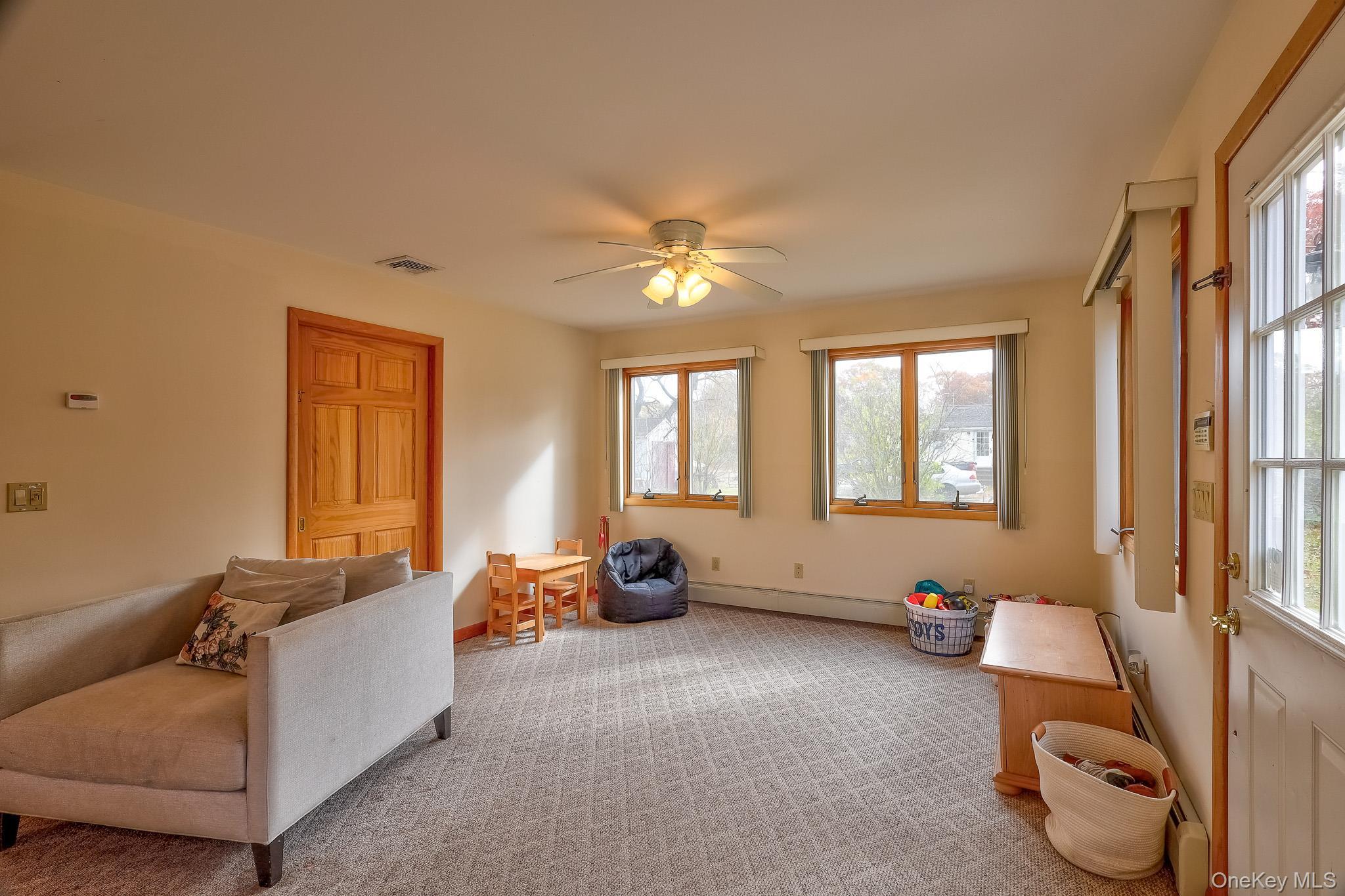 Single Family Lake Suffolk County, NY 11953, MLS-933027-20