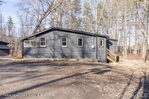 Single Family Country Club  Ulster County, NY 12498, MLS-933029-2