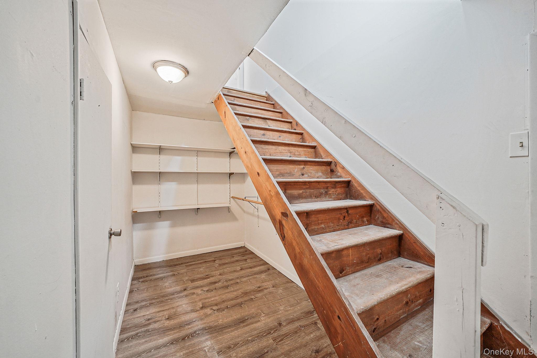 Single Family Motor Parkway Suffolk County, NY 11749, MLS-933100-18