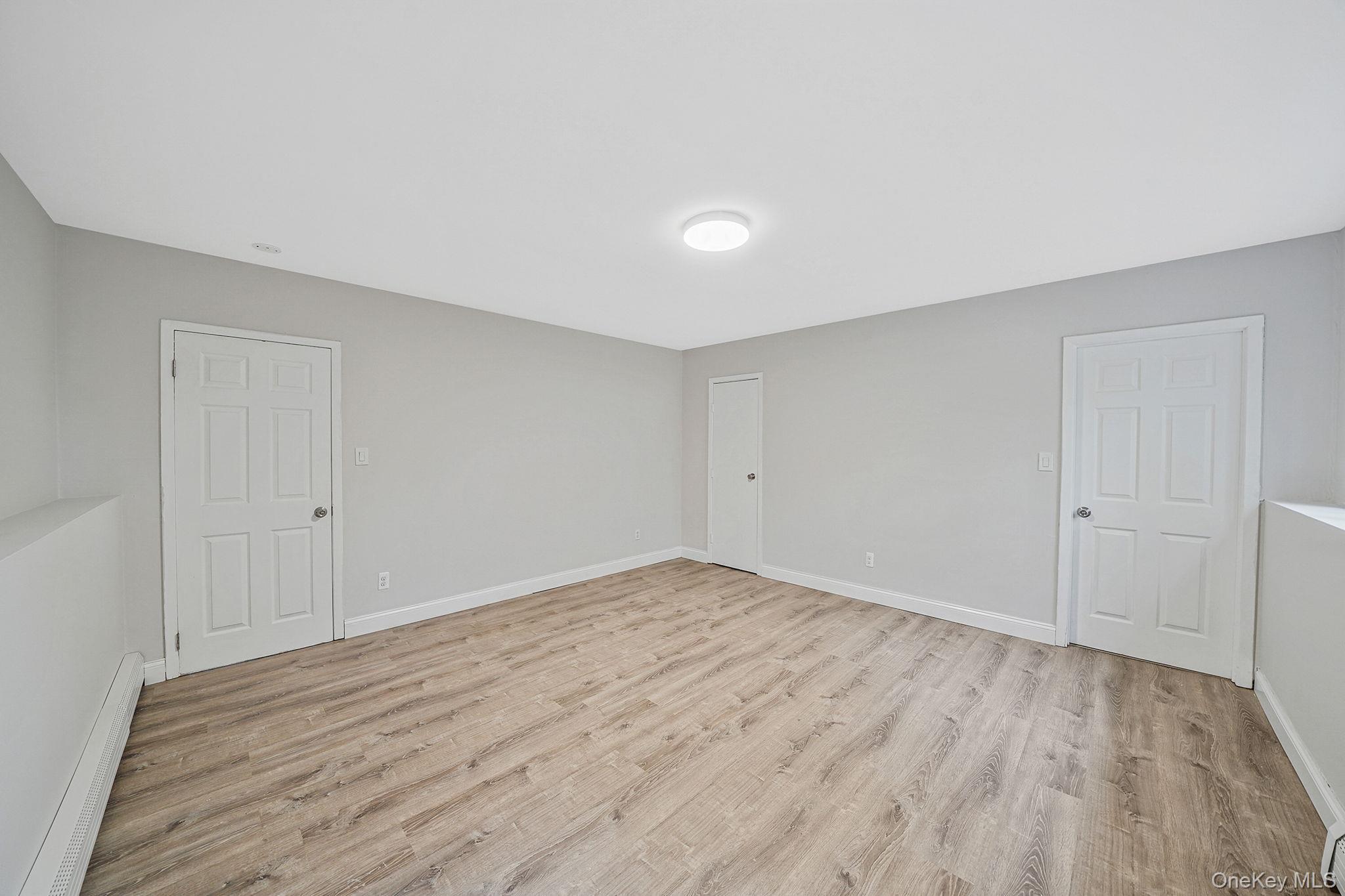 Single Family Motor Parkway Suffolk County, NY 11749, MLS-933100-20