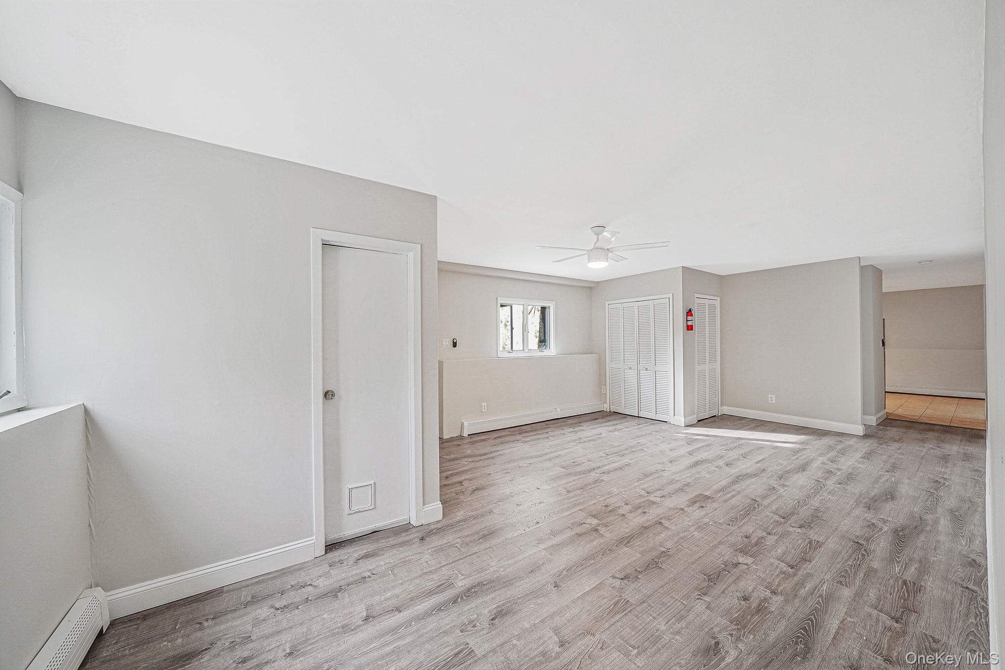 Single Family Motor Parkway Suffolk County, NY 11749, MLS-933100-26