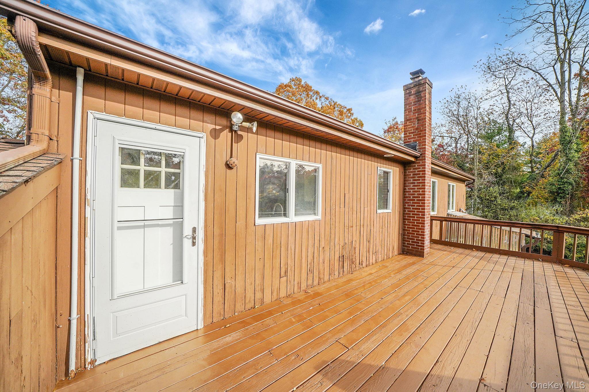 Single Family Motor Parkway Suffolk County, NY 11749, MLS-933100-33