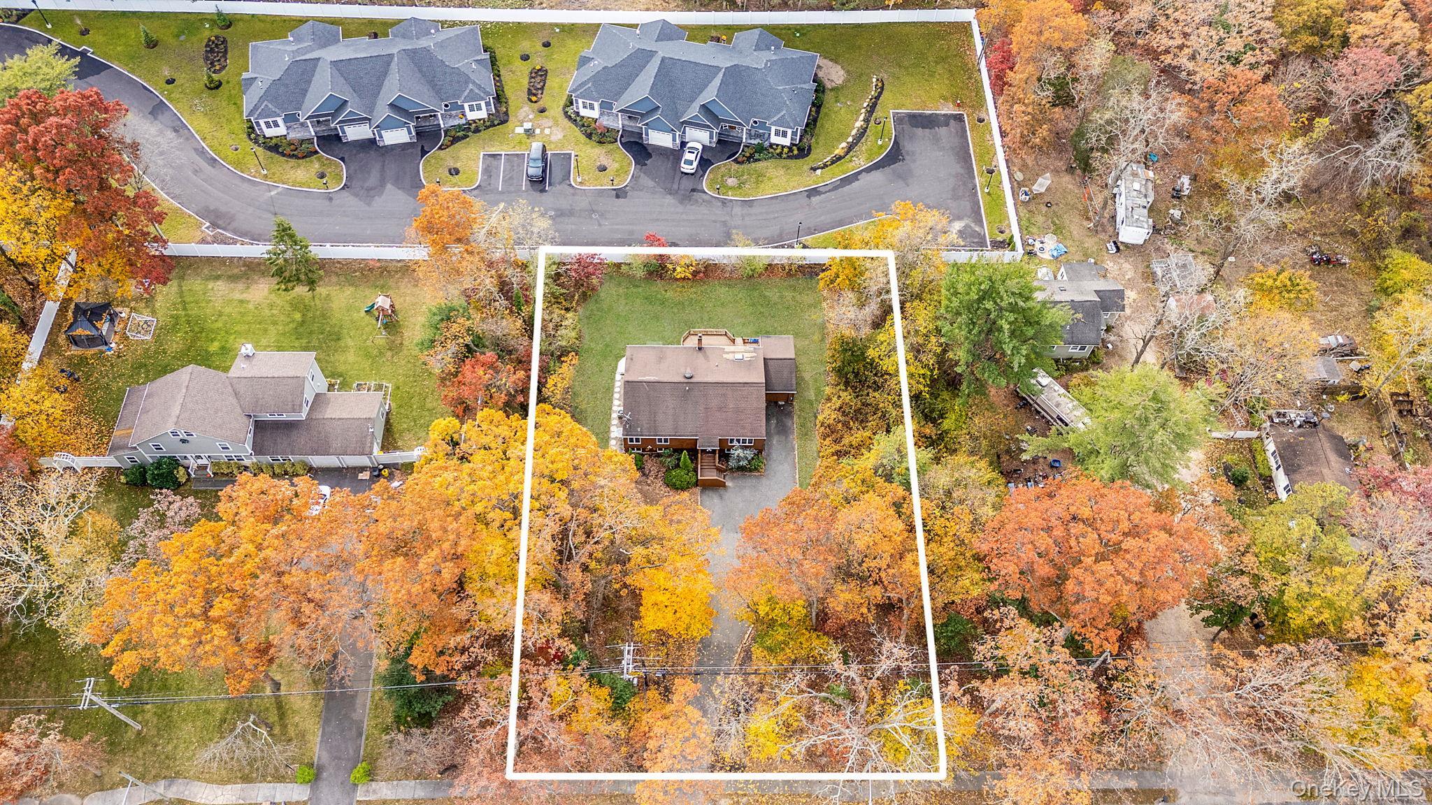 Single Family Motor Parkway Suffolk County, NY 11749, MLS-933100-4