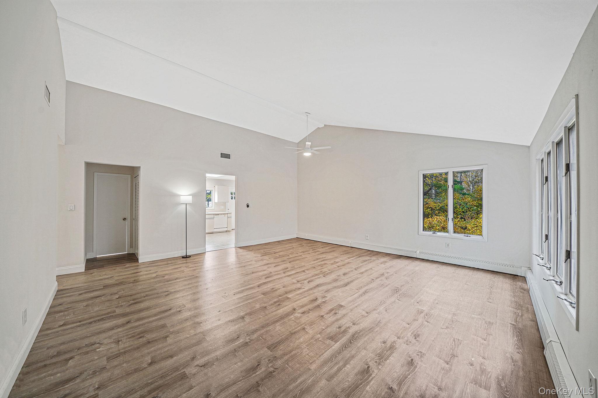 Single Family Motor Parkway Suffolk County, NY 11749, MLS-933100-6