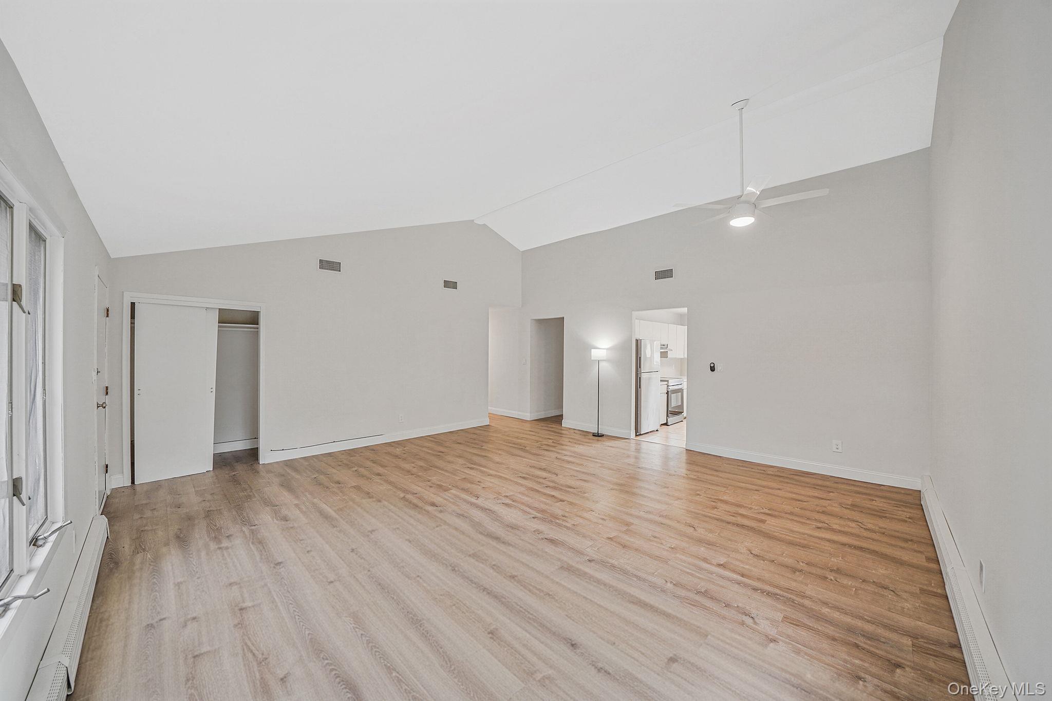 Single Family Motor Parkway Suffolk County, NY 11749, MLS-933100-8