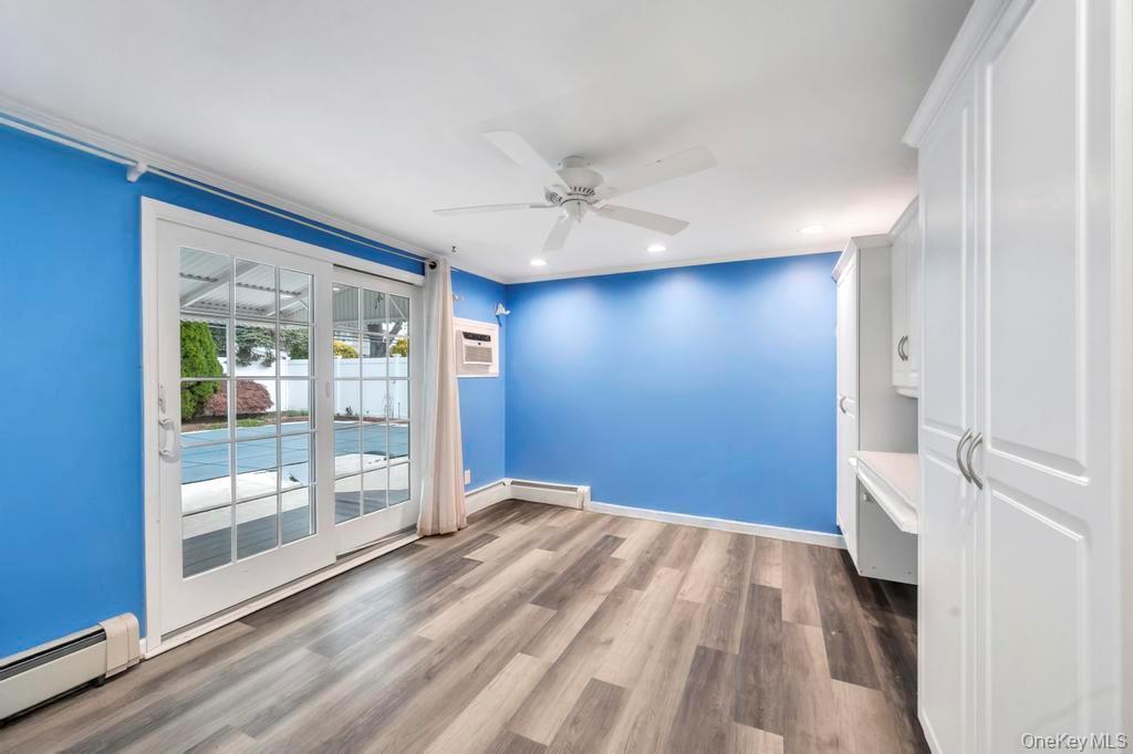 Single Family Summit Nassau County, NY 11801, MLS-933159-17