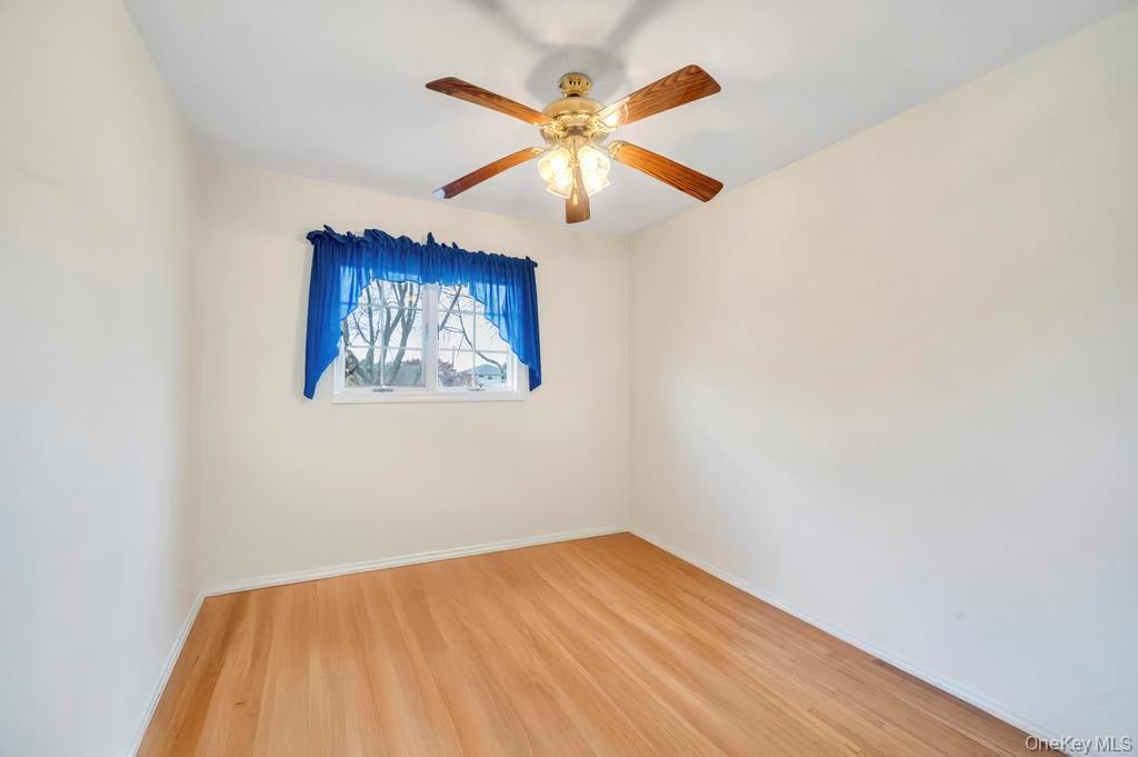 Single Family Summit Nassau County, NY 11801, MLS-933159-26