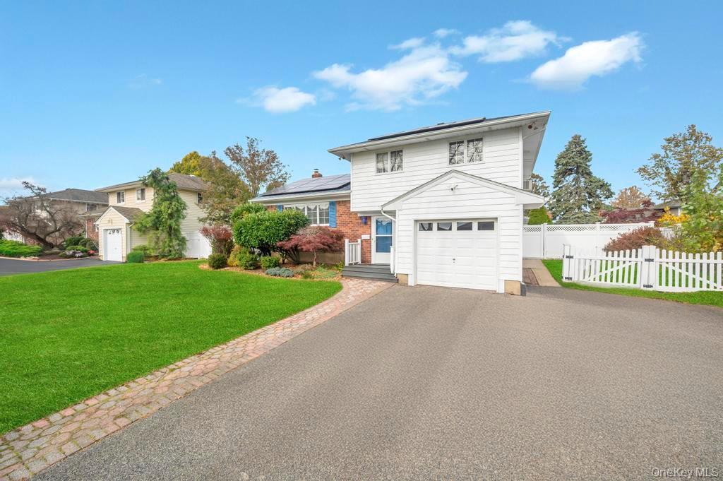 Single Family Summit Nassau County, NY 11801, MLS-933159-3