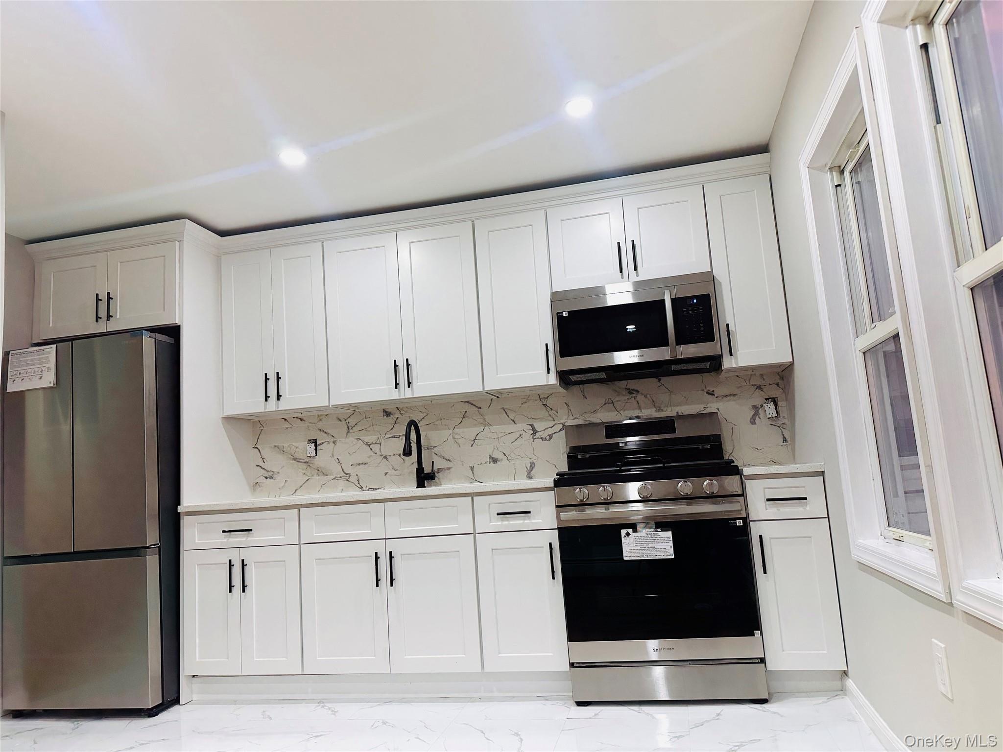 Single Family 221 Street Queens, NY 11413, MLS-933161-16