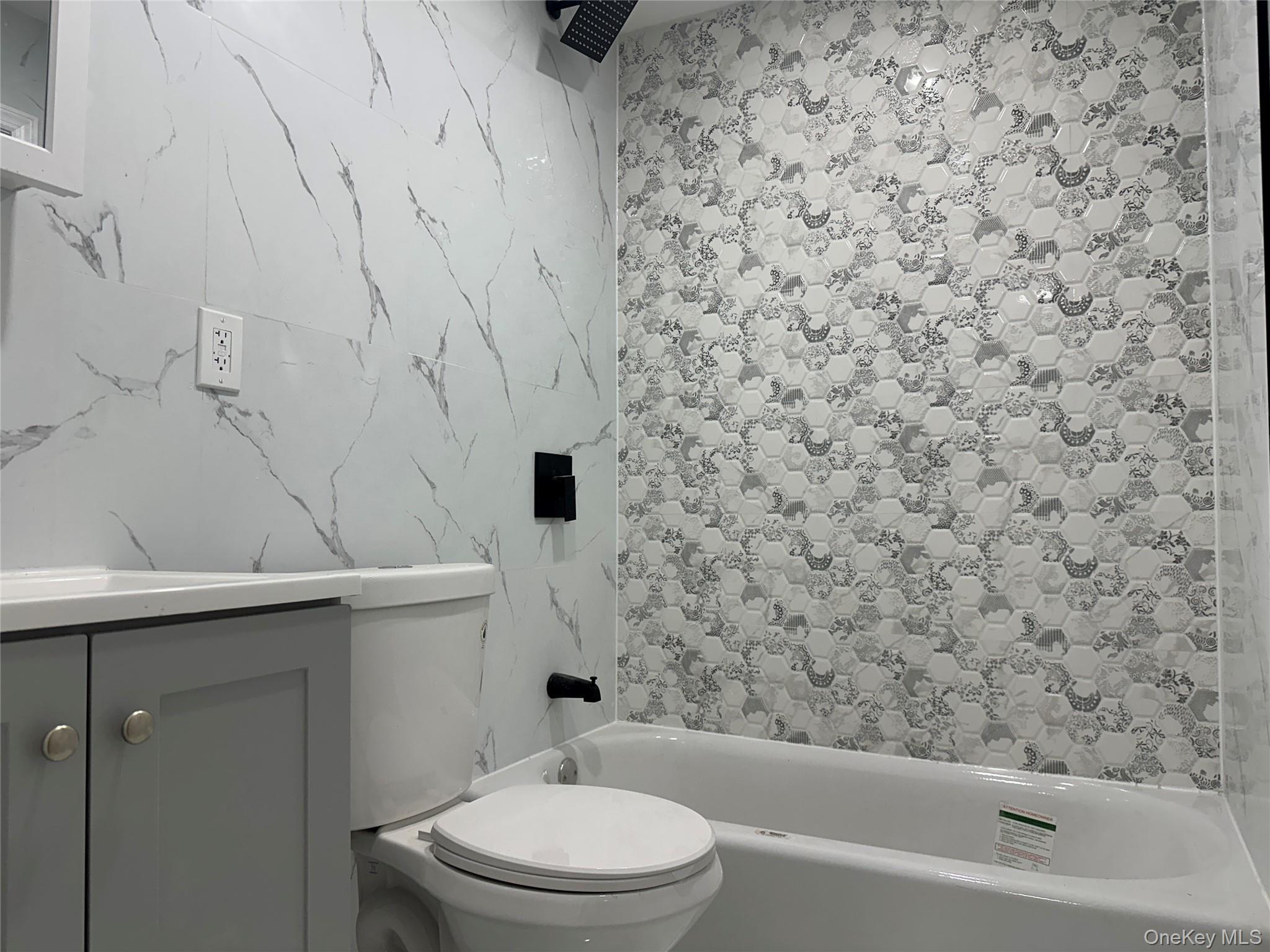 Single Family 221 Street Queens, NY 11413, MLS-933161-18