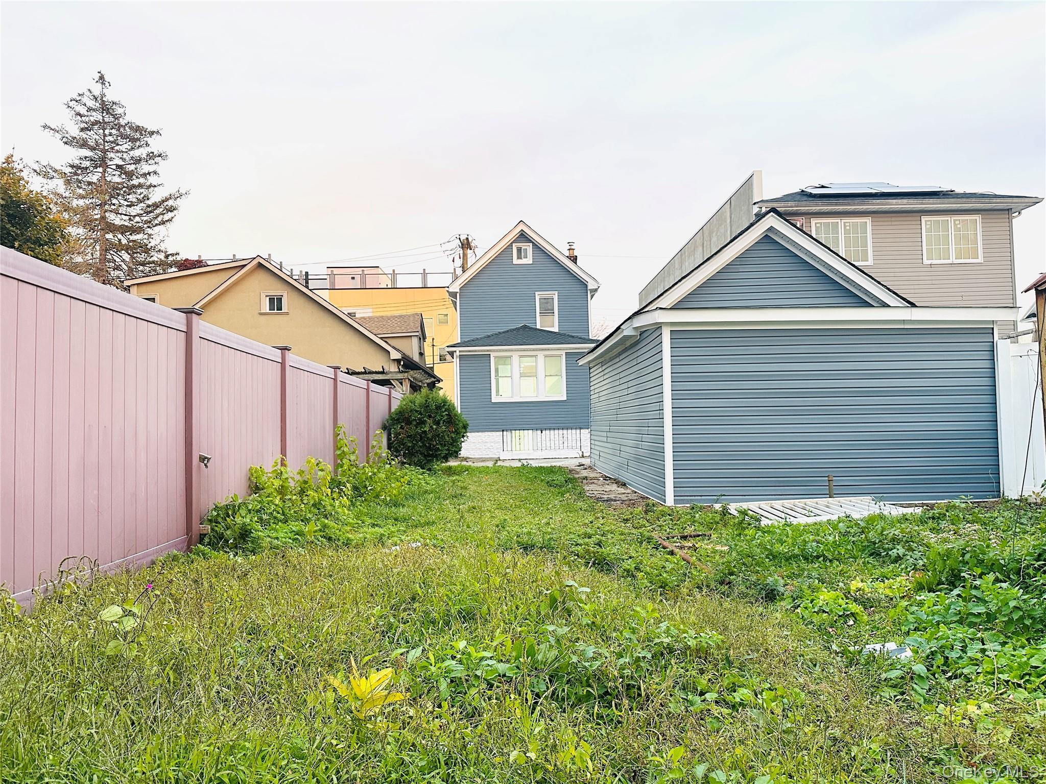 Single Family 221 Street Queens, NY 11413, MLS-933161-23