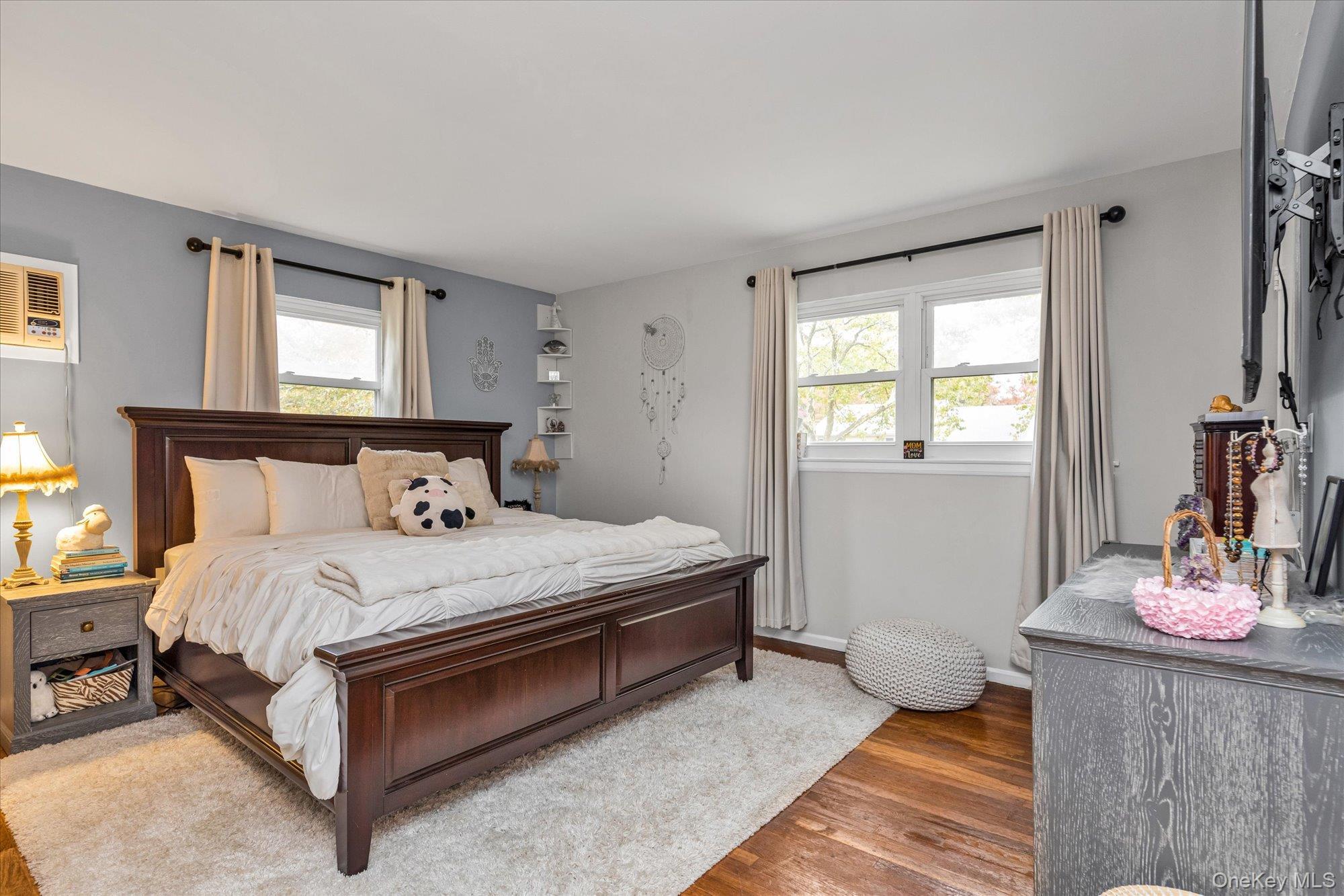 Single Family Pell Nassau County, NY 11530, MLS-933177-5