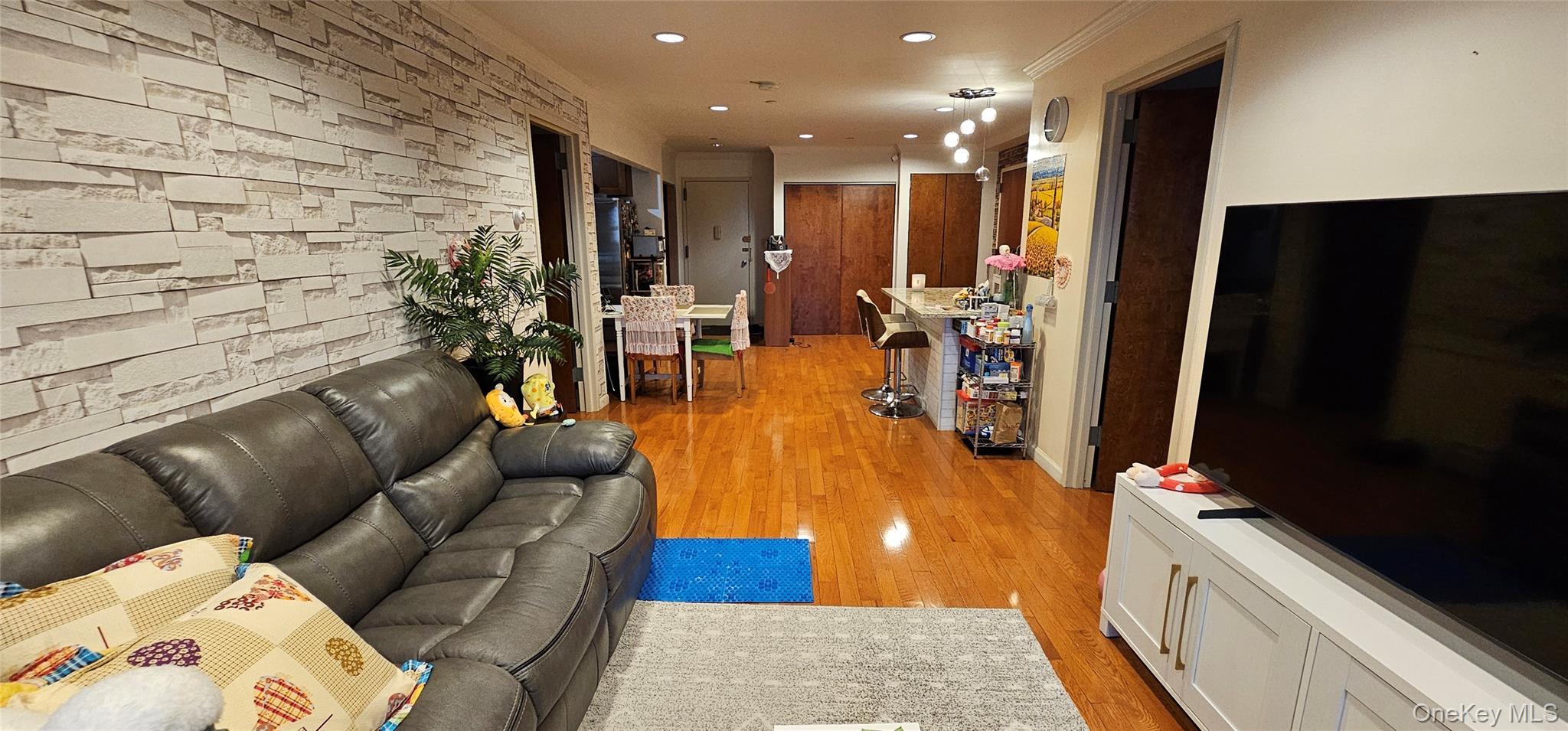 Condo Northern  Queens, NY 11354, MLS-933209-6