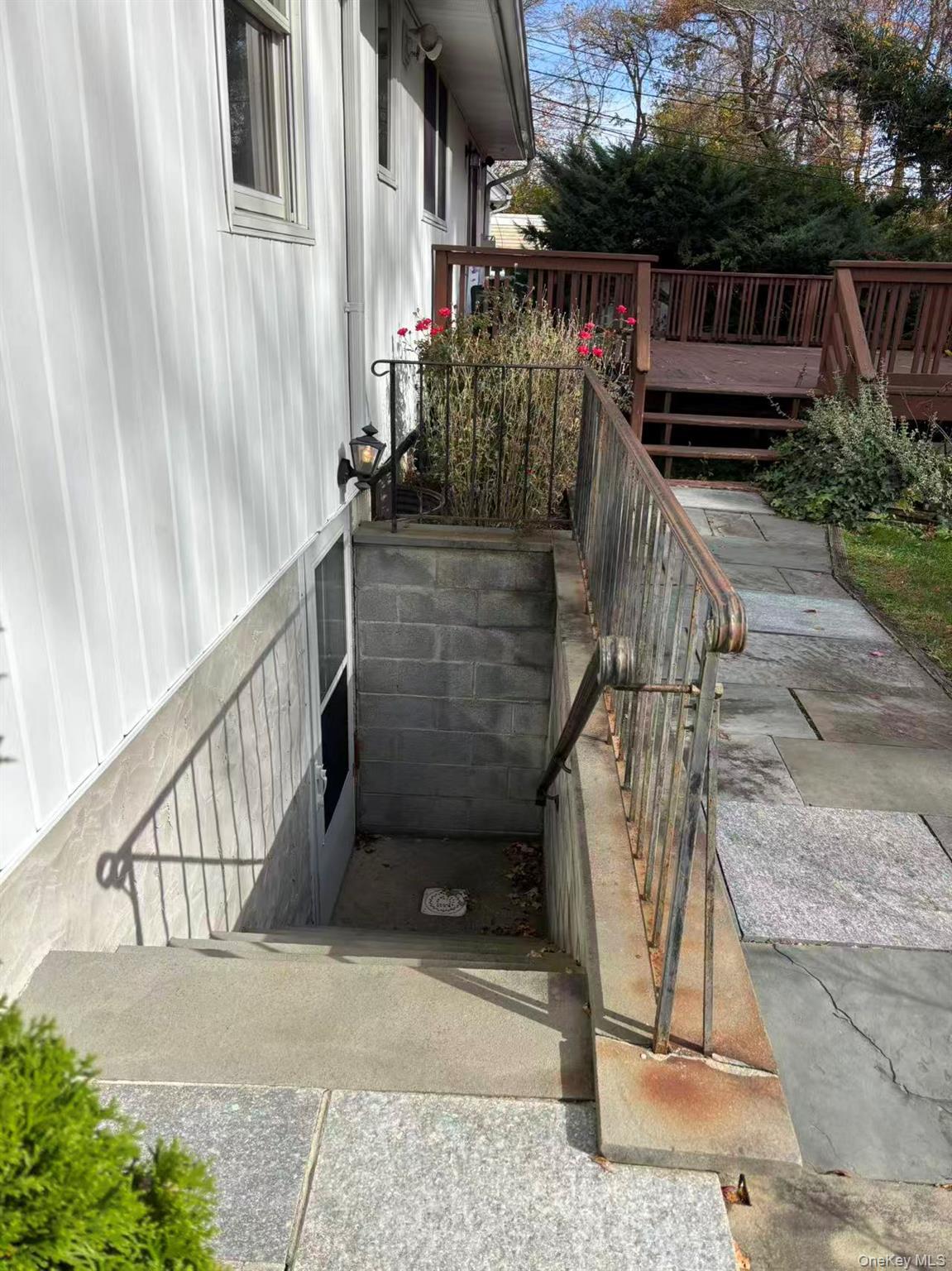 Single Family Brent Nassau County, NY 11793, MLS-933215-29