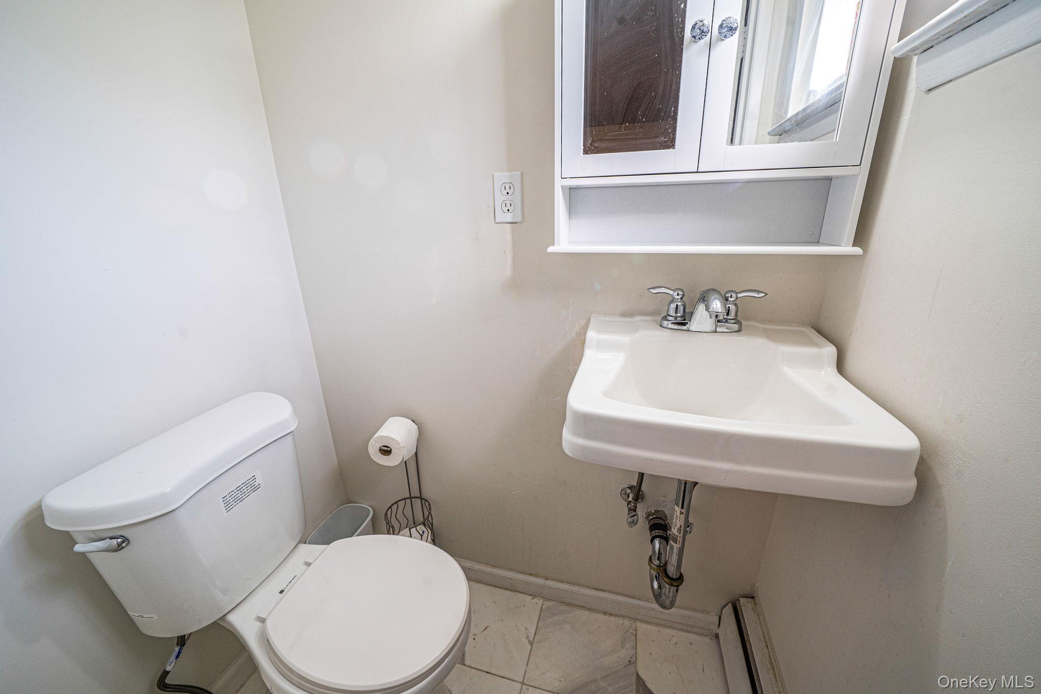 Single Family Kenwood  Suffolk County, NY 11716, MLS-933217-12