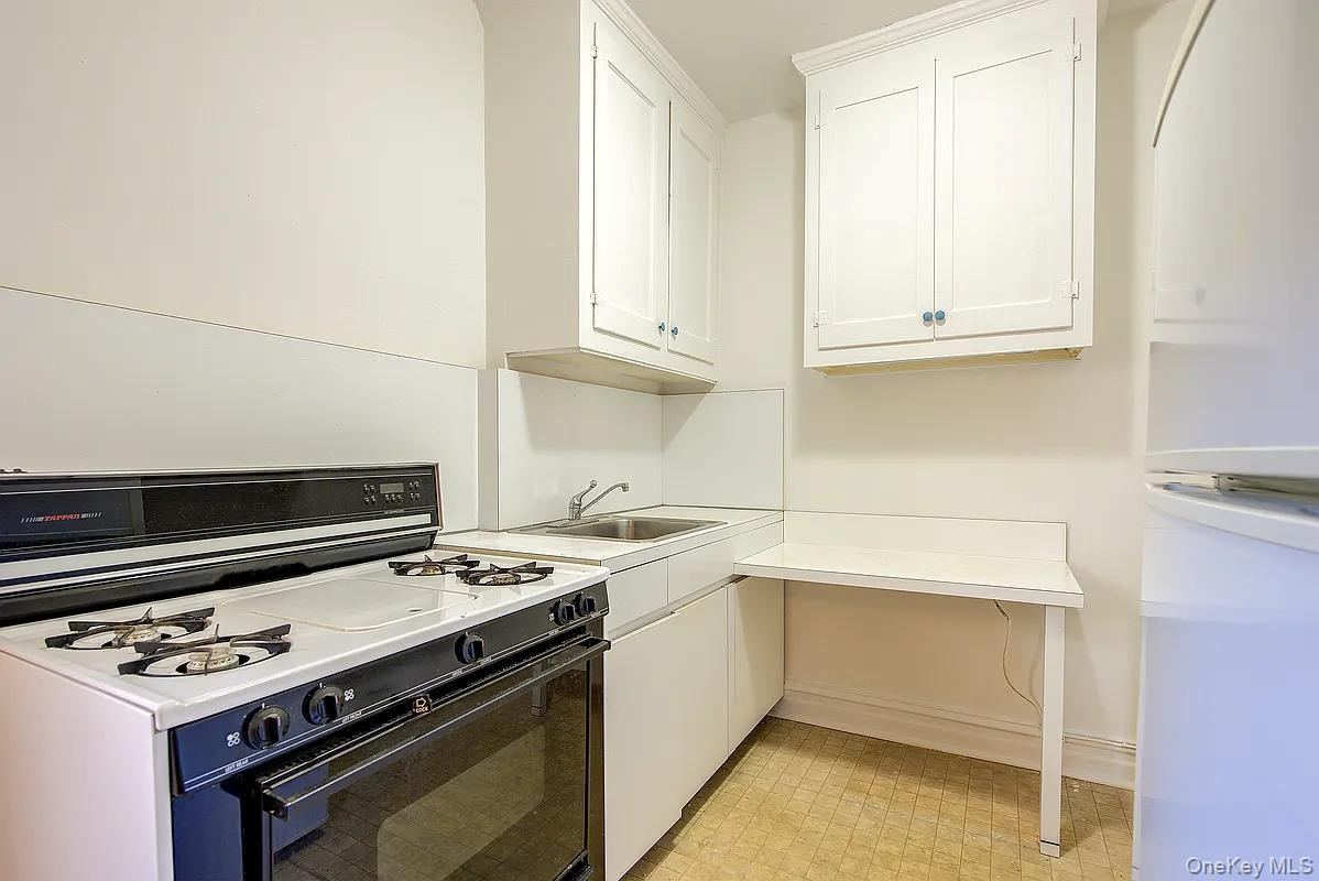 Coop Ascan  Queens, NY 11375, MLS-933221-14