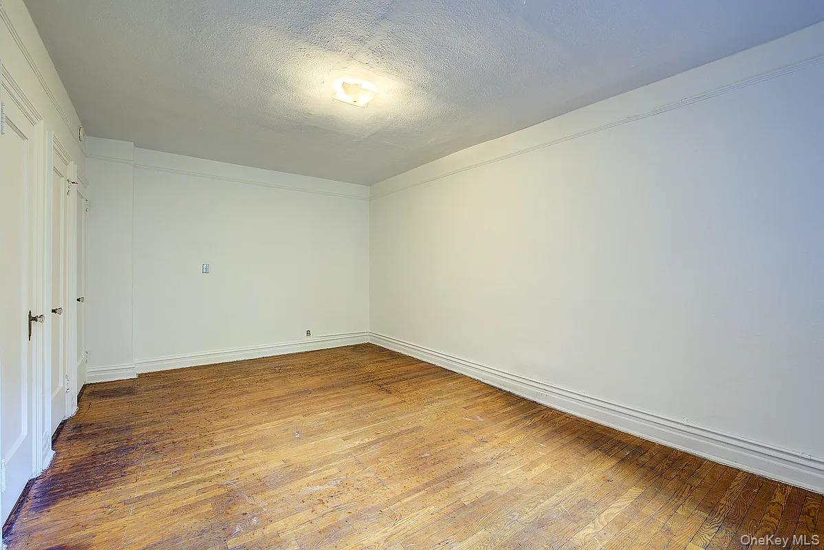 Coop Ascan  Queens, NY 11375, MLS-933221-38