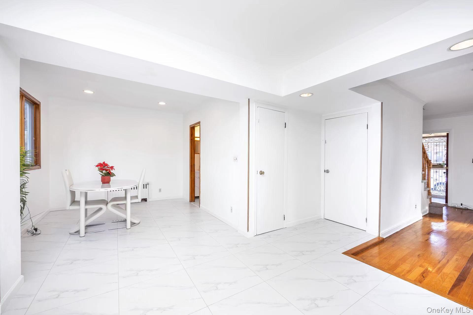 Single Family 213th Queens, NY 11364, MLS-933239-12