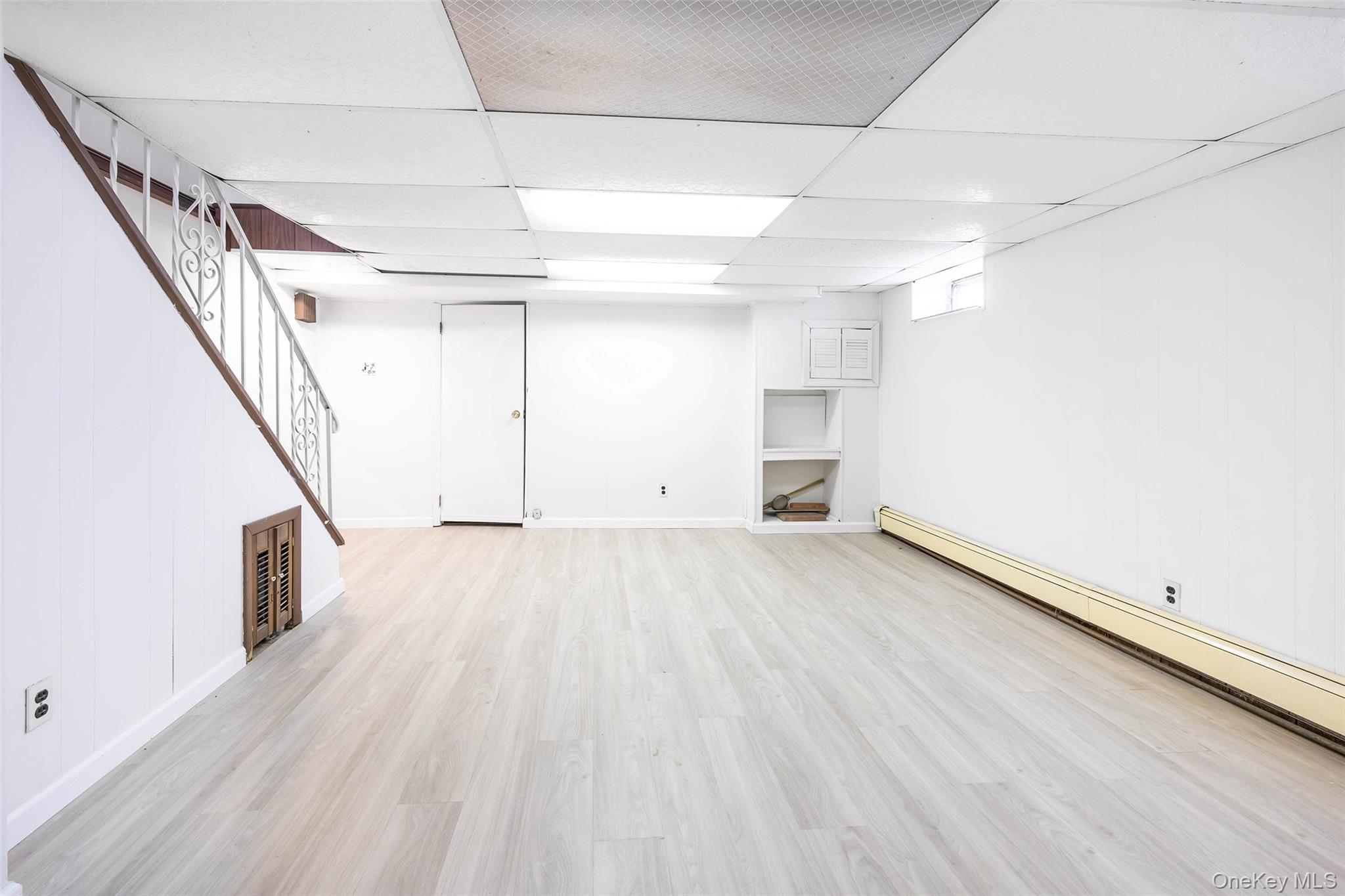 Single Family 213th Queens, NY 11364, MLS-933239-20