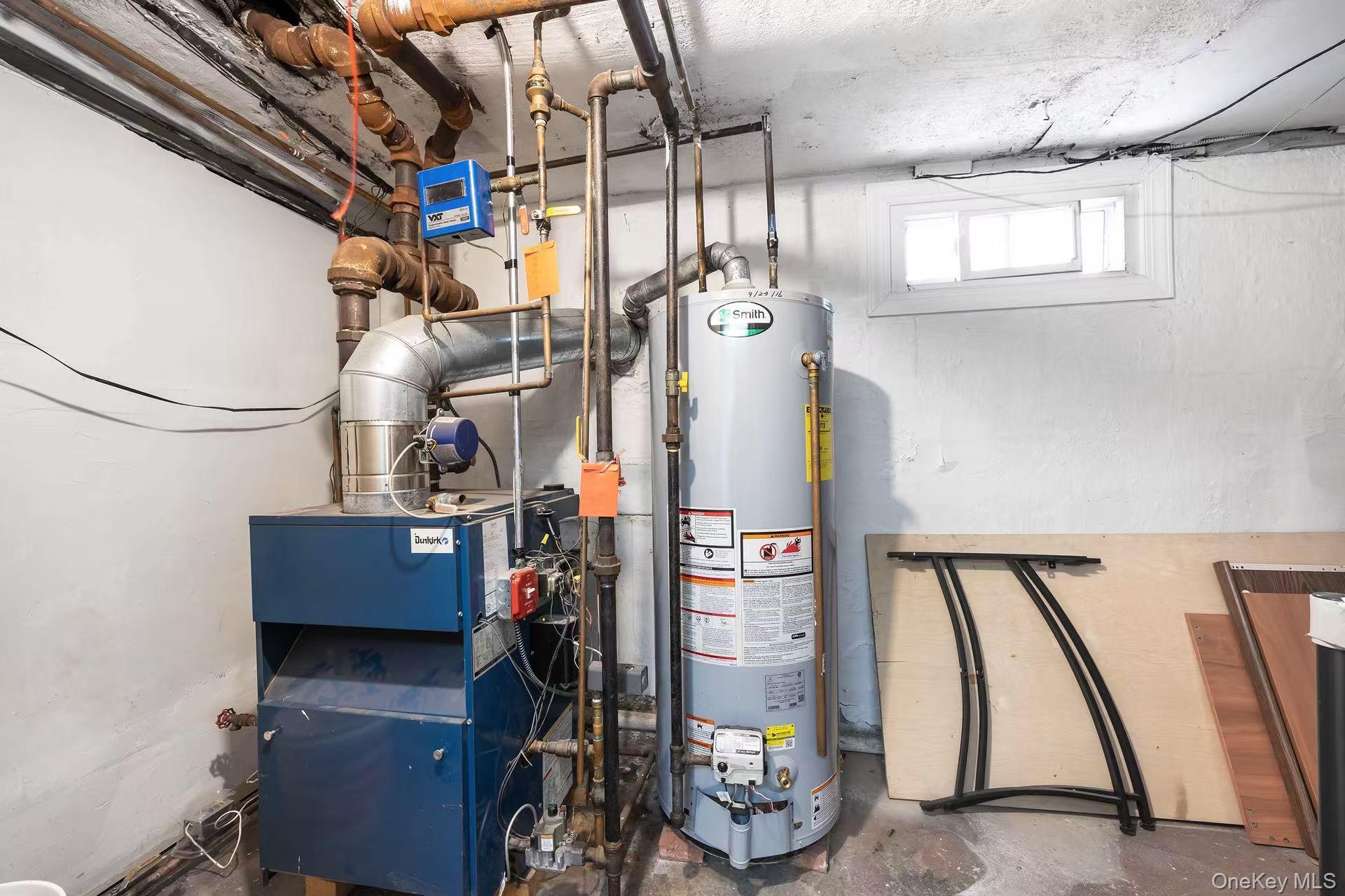 Single Family 213th Queens, NY 11364, MLS-933239-21