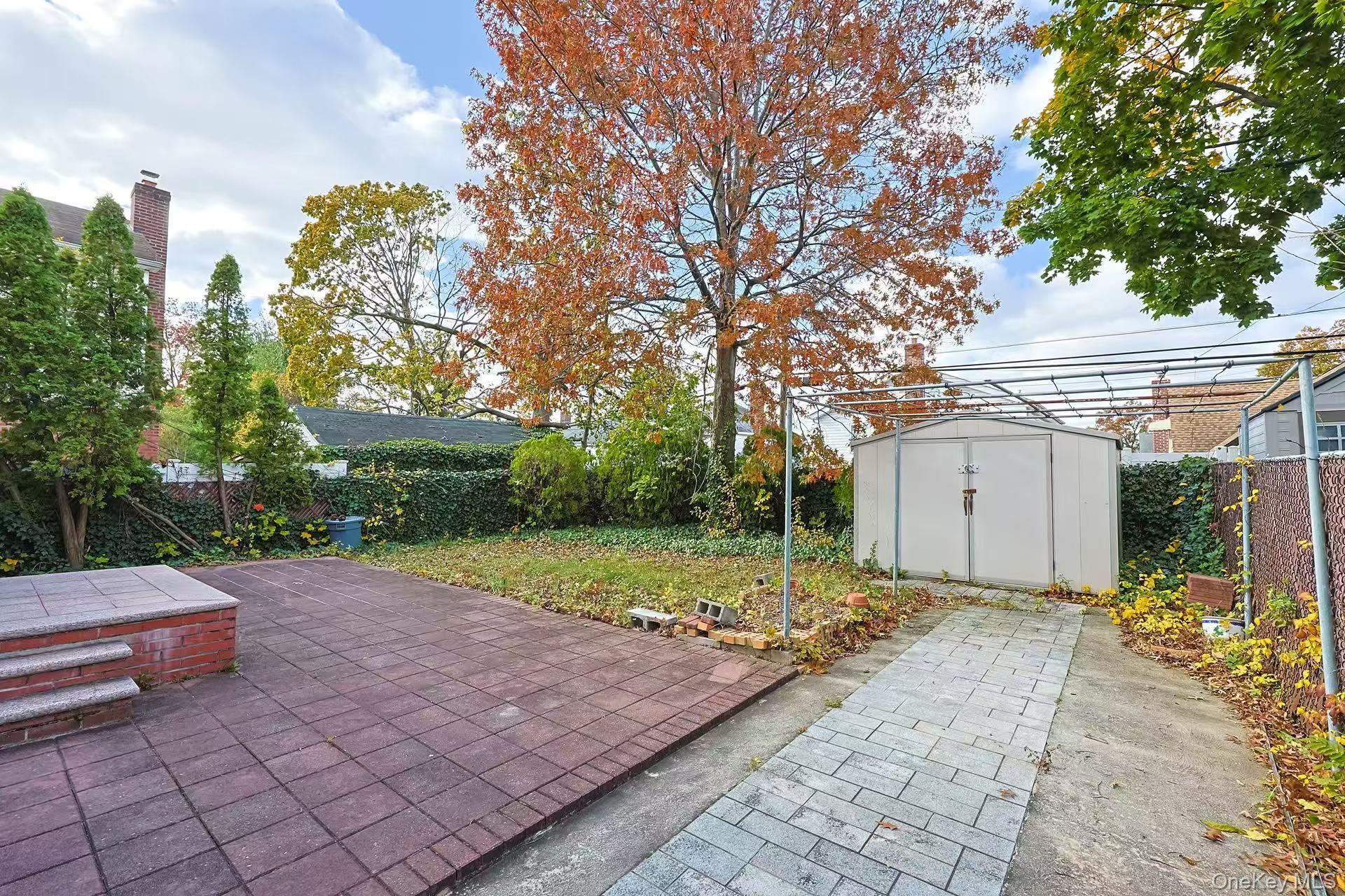 Single Family 213th Queens, NY 11364, MLS-933239-22