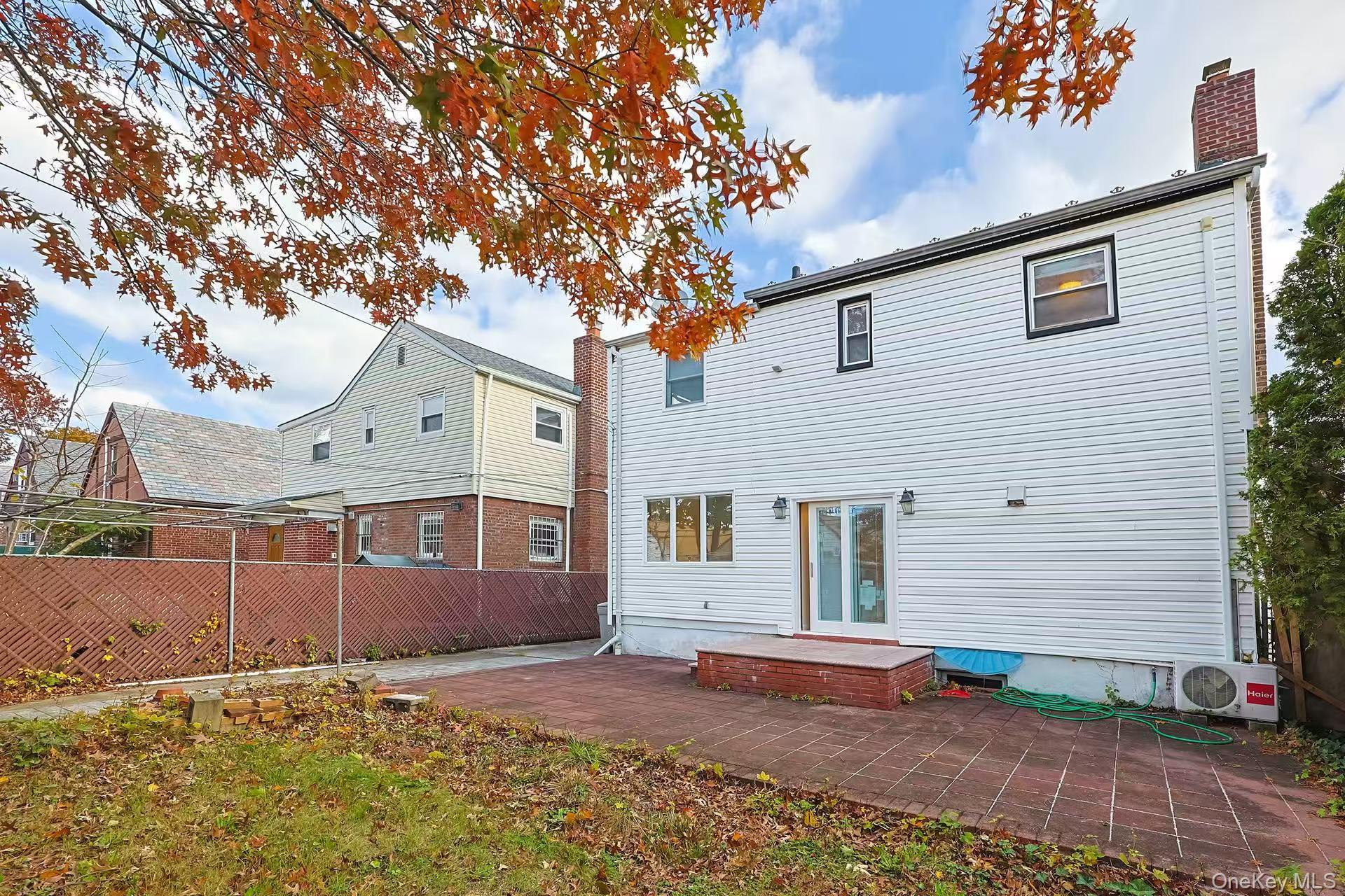 Single Family 213th  Queens, NY 11364, MLS-933239-23