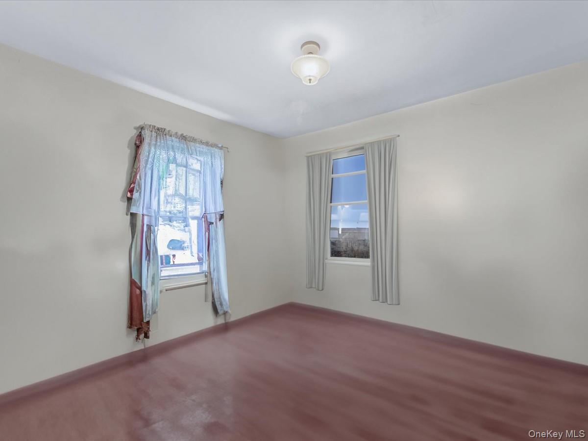 Single Family Chestnut  Nassau County, NY 11563, MLS-933258-10