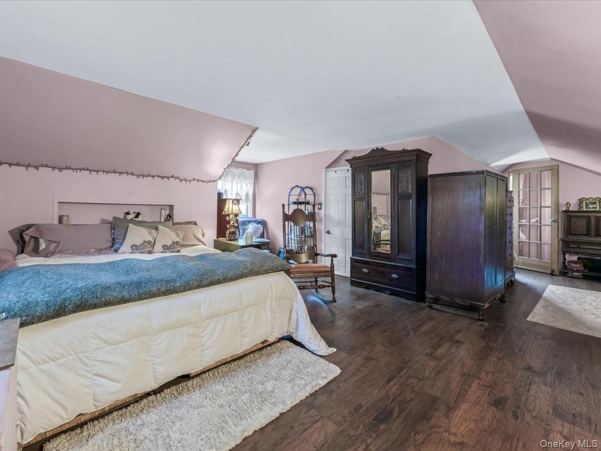 Single Family Chestnut  Nassau County, NY 11563, MLS-933258-13