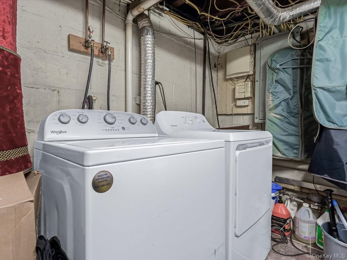 Single Family Chestnut  Nassau County, NY 11563, MLS-933258-16