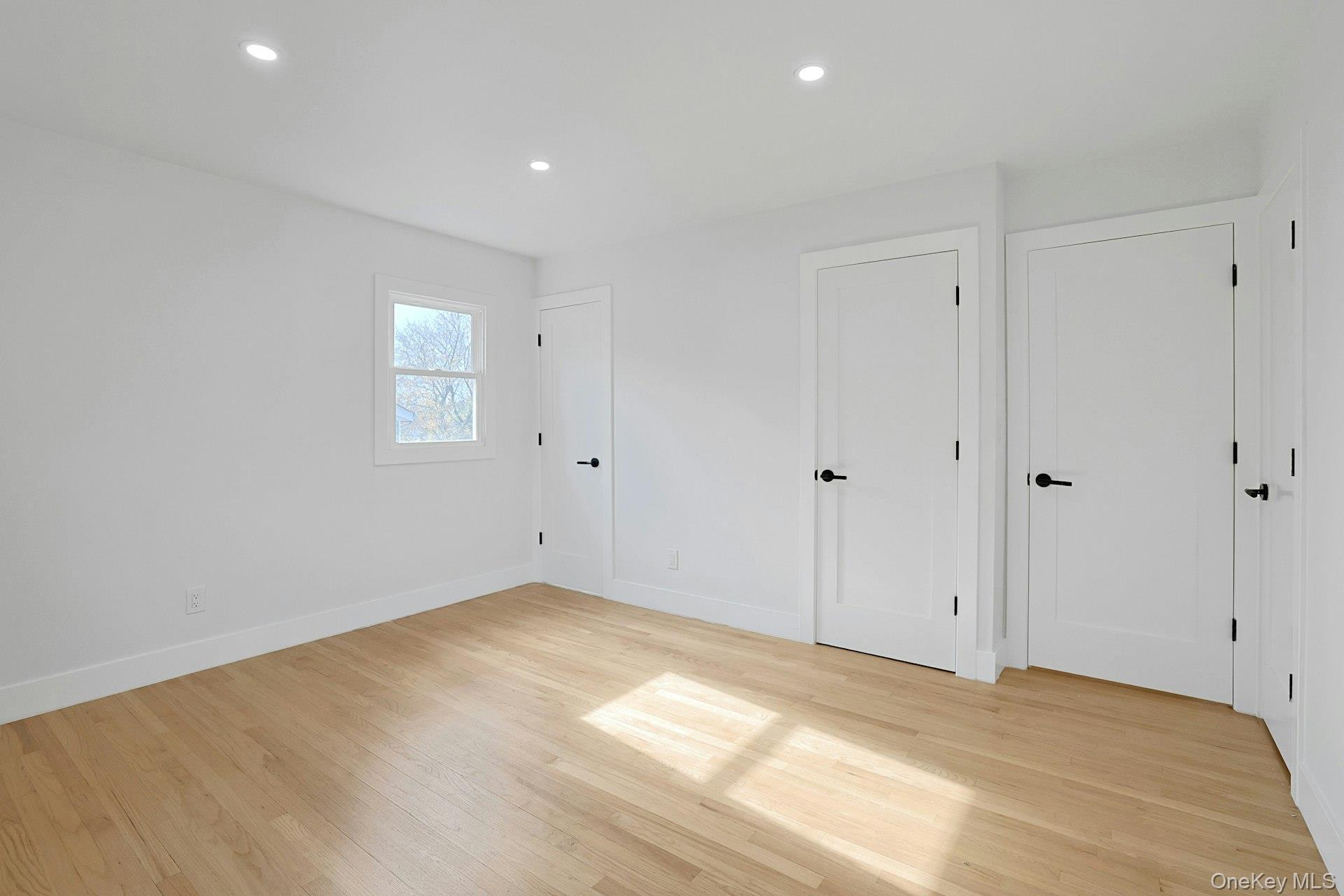 Single Family Cedar Westchester County, NY 10562, MLS-933294-15