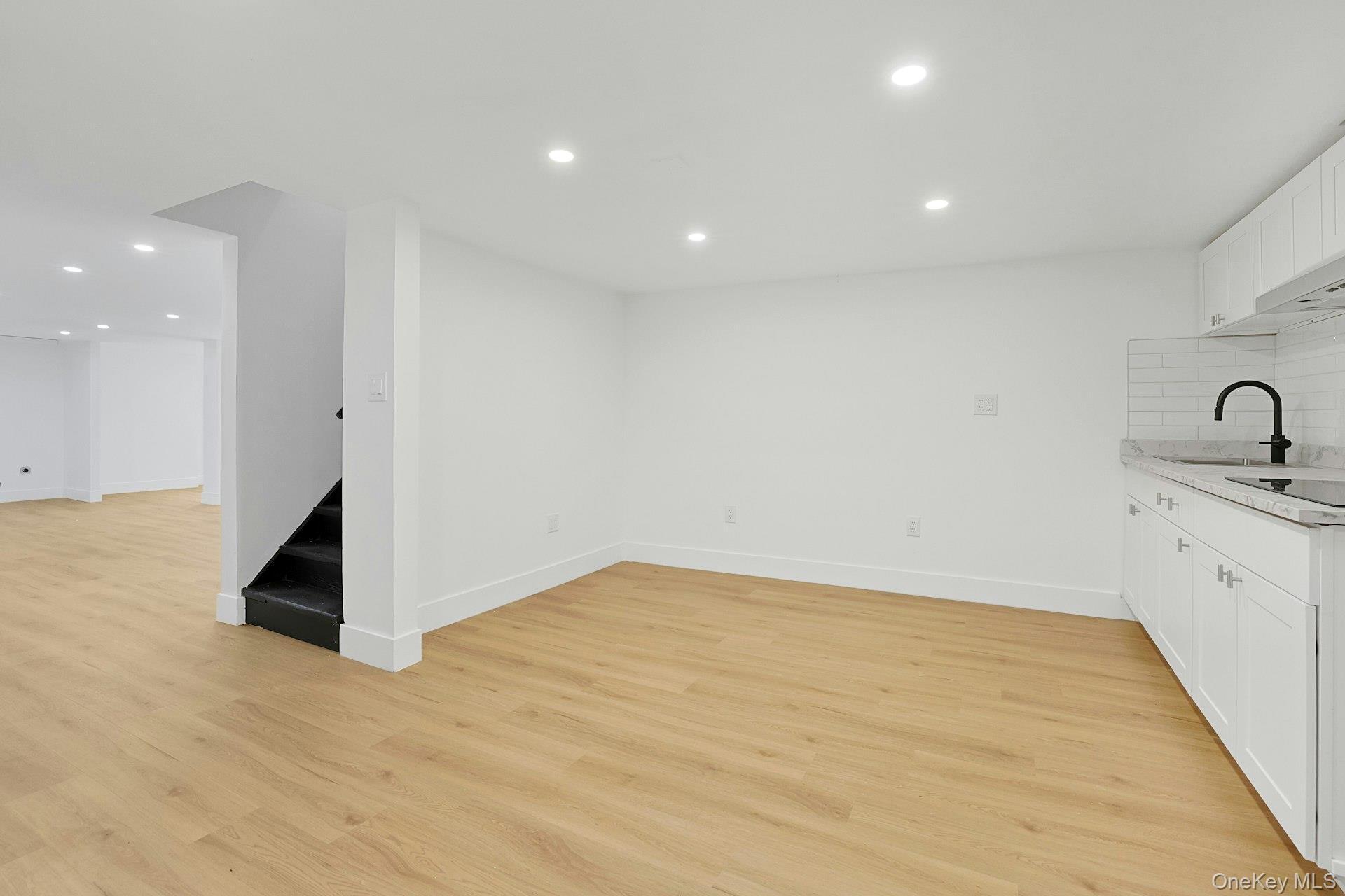 Single Family Cedar Westchester County, NY 10562, MLS-933294-25