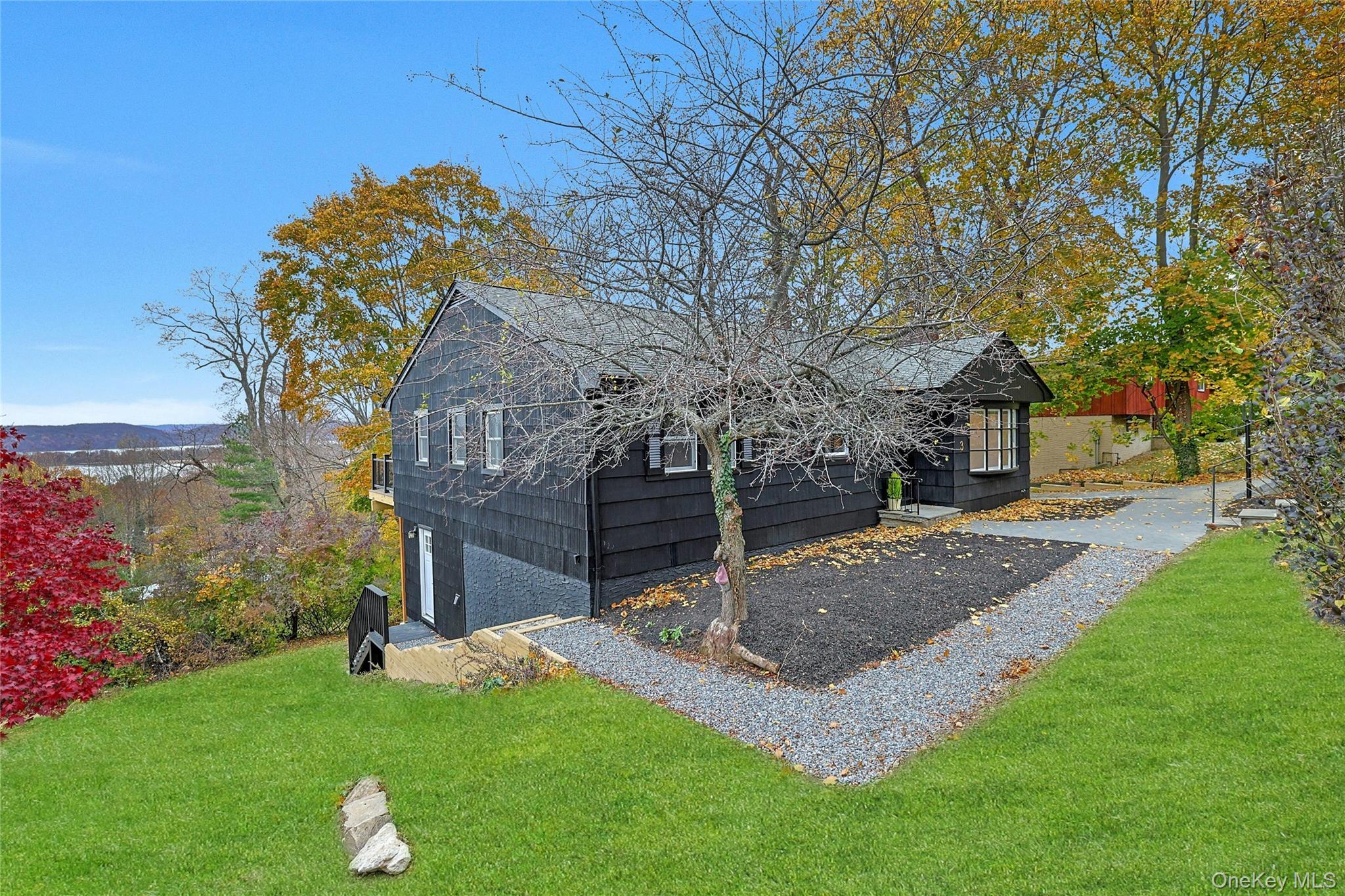 Single Family Cedar Westchester County, NY 10562, MLS-933294-4