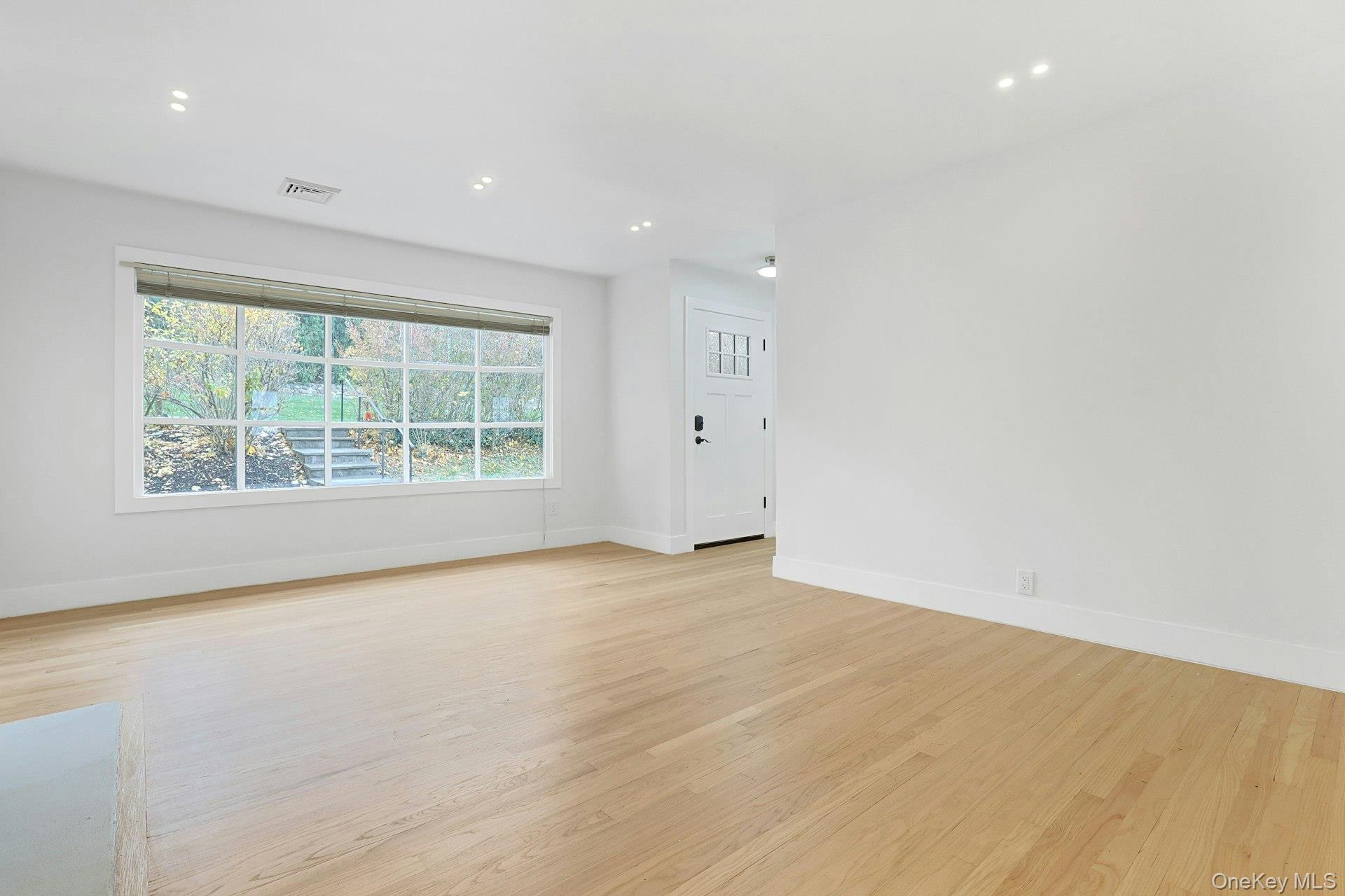 Single Family Cedar Westchester County, NY 10562, MLS-933294-5