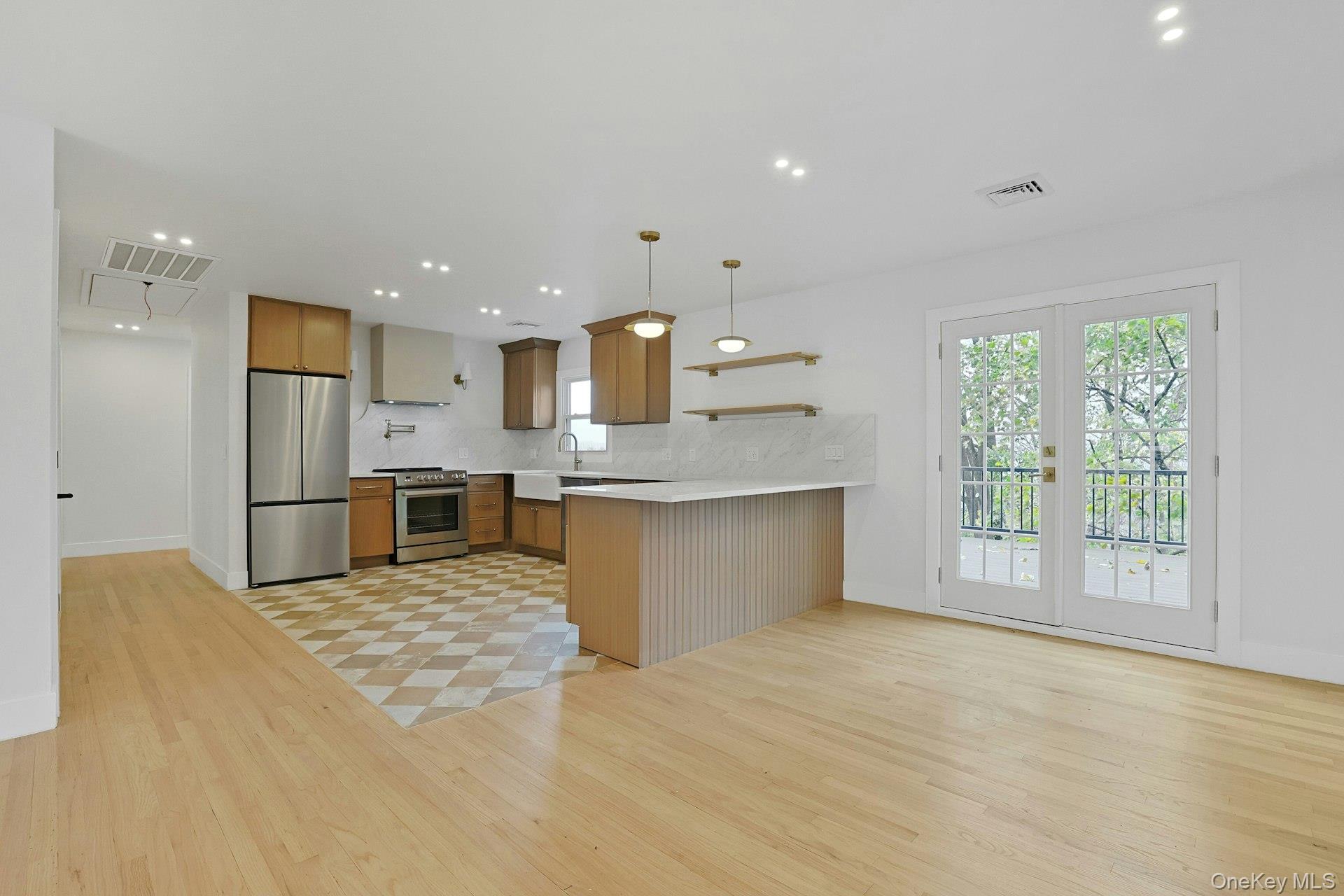 Single Family Cedar Westchester County, NY 10562, MLS-933294-9