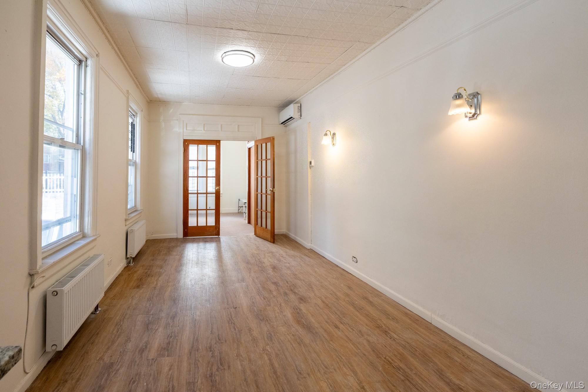 Single Family Van Nest Bronx, NY 10462, MLS-933300-13