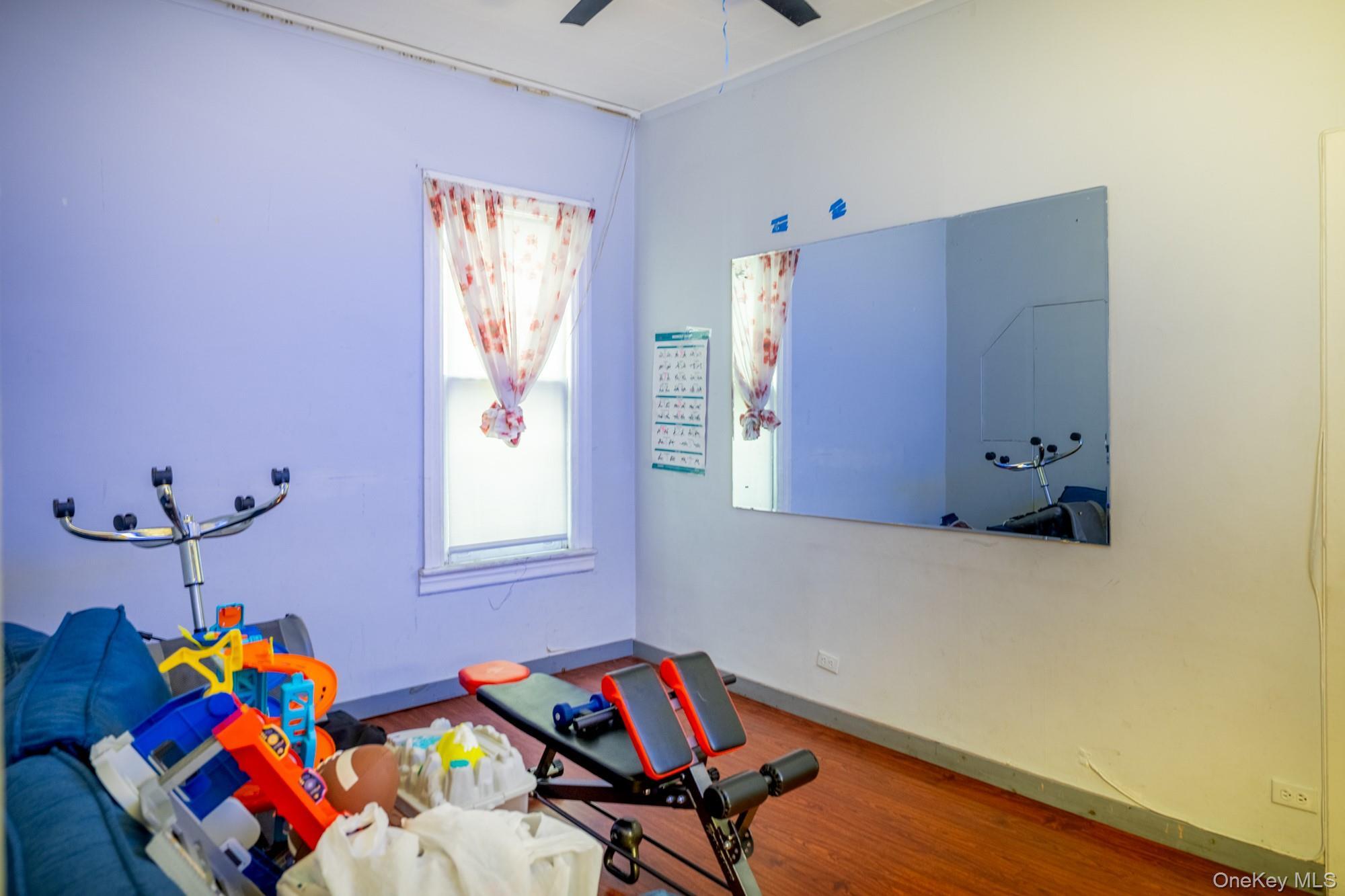 Single Family Van Nest Bronx, NY 10462, MLS-933300-32