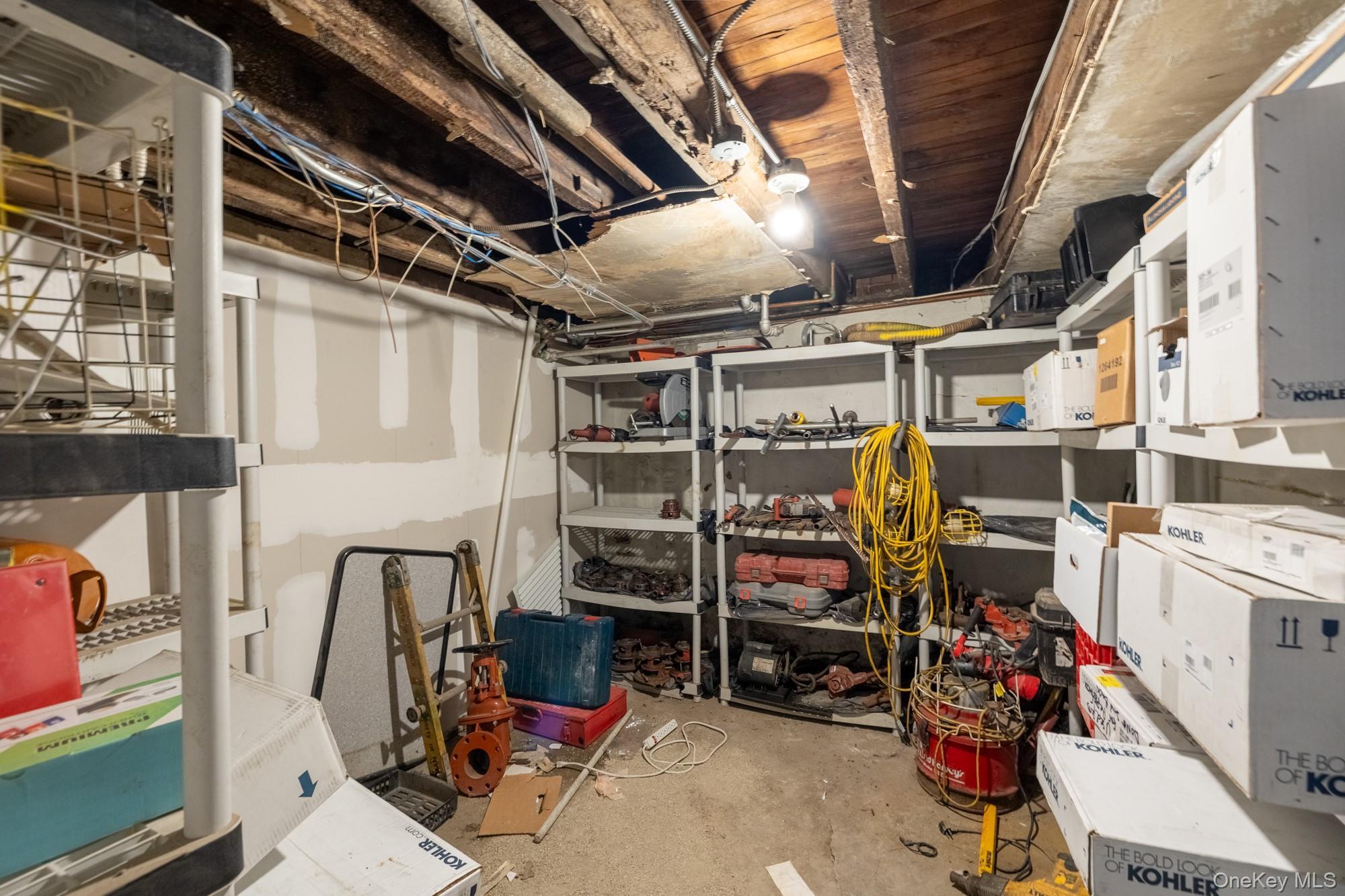 Single Family Van Nest Bronx, NY 10462, MLS-933300-33