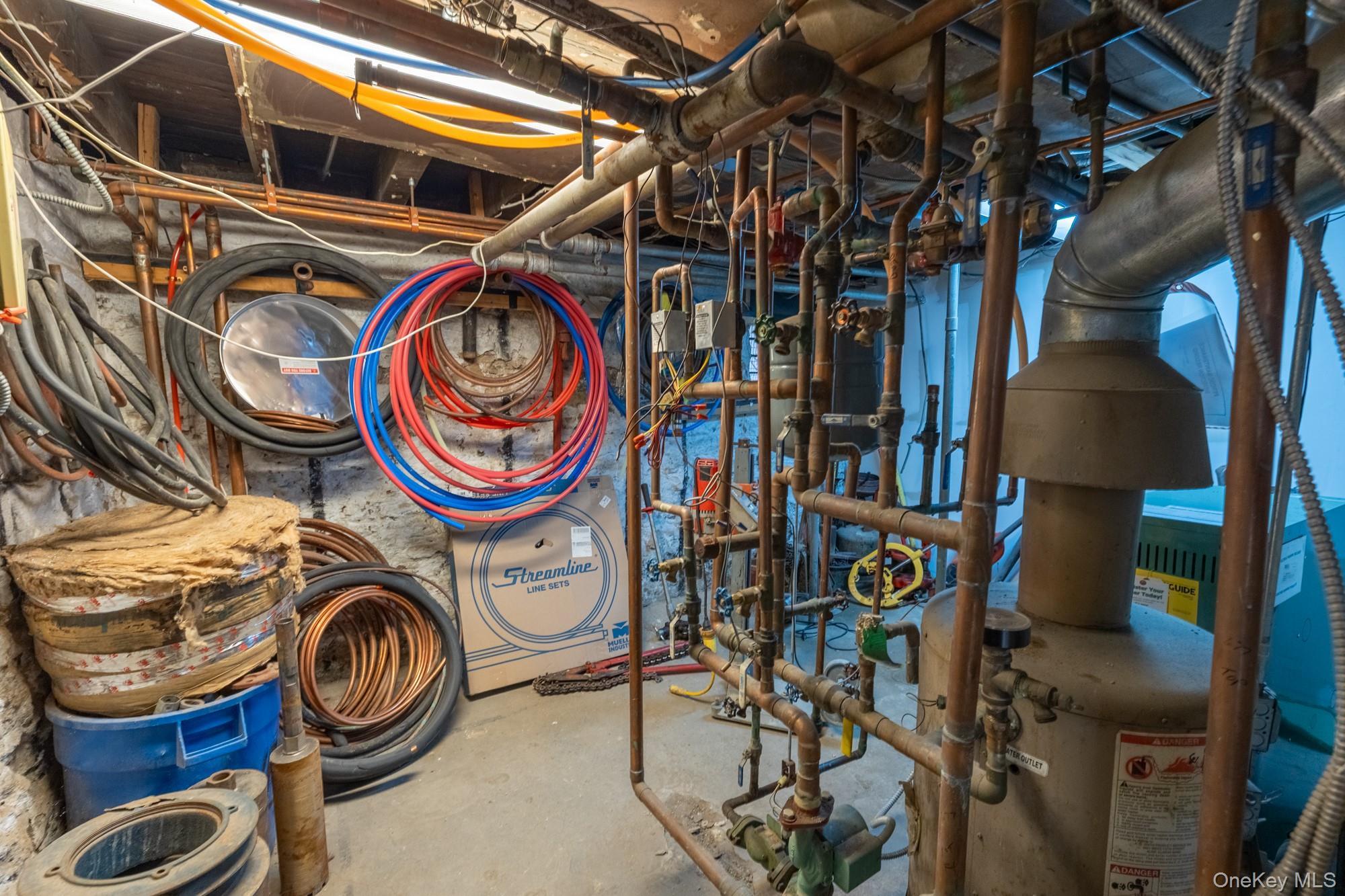 Single Family Van Nest Bronx, NY 10462, MLS-933300-34