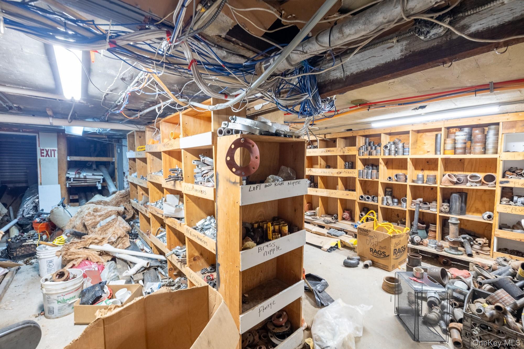 Single Family Van Nest Bronx, NY 10462, MLS-933300-36