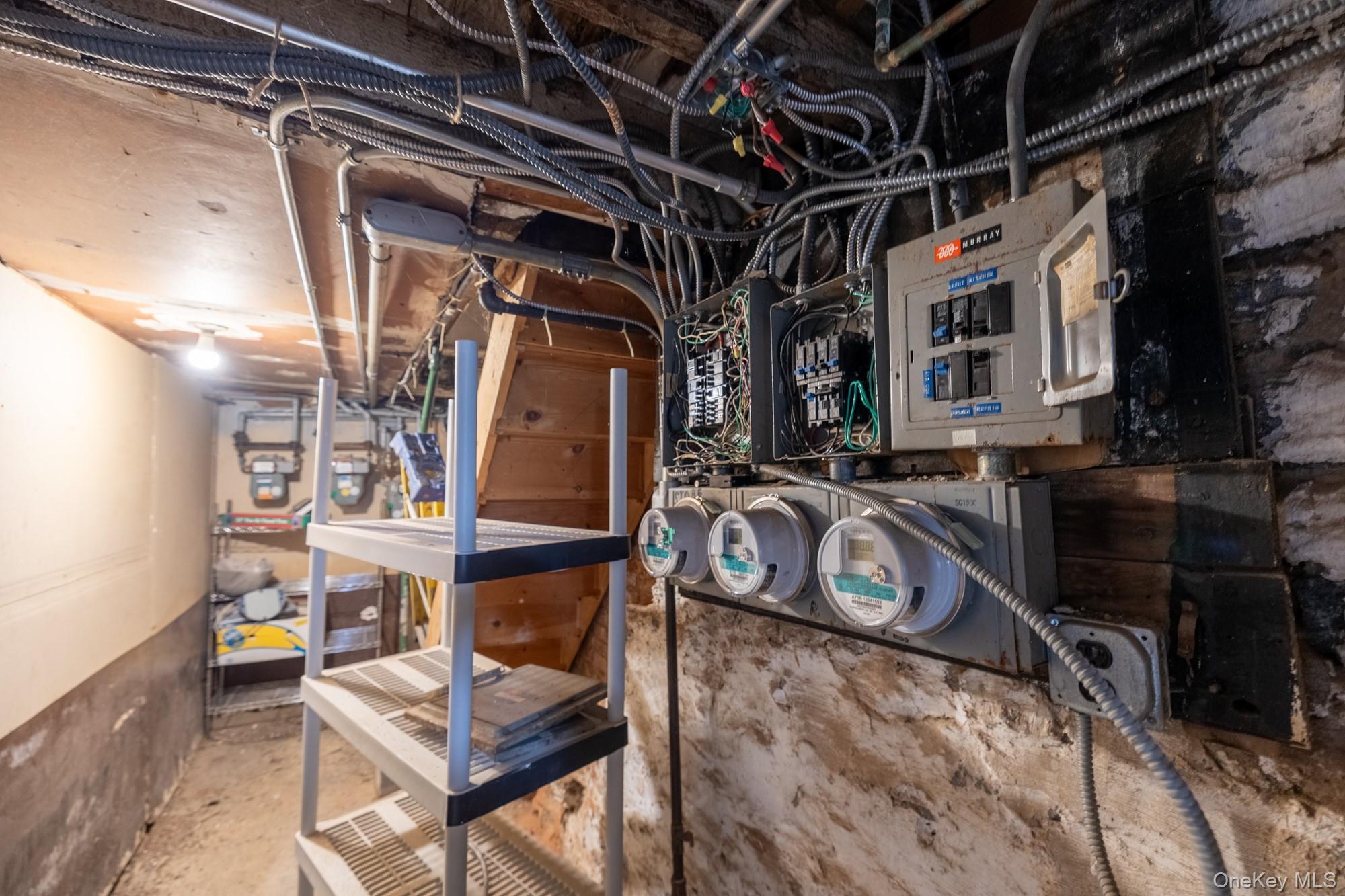 Single Family Van Nest Bronx, NY 10462, MLS-933300-38