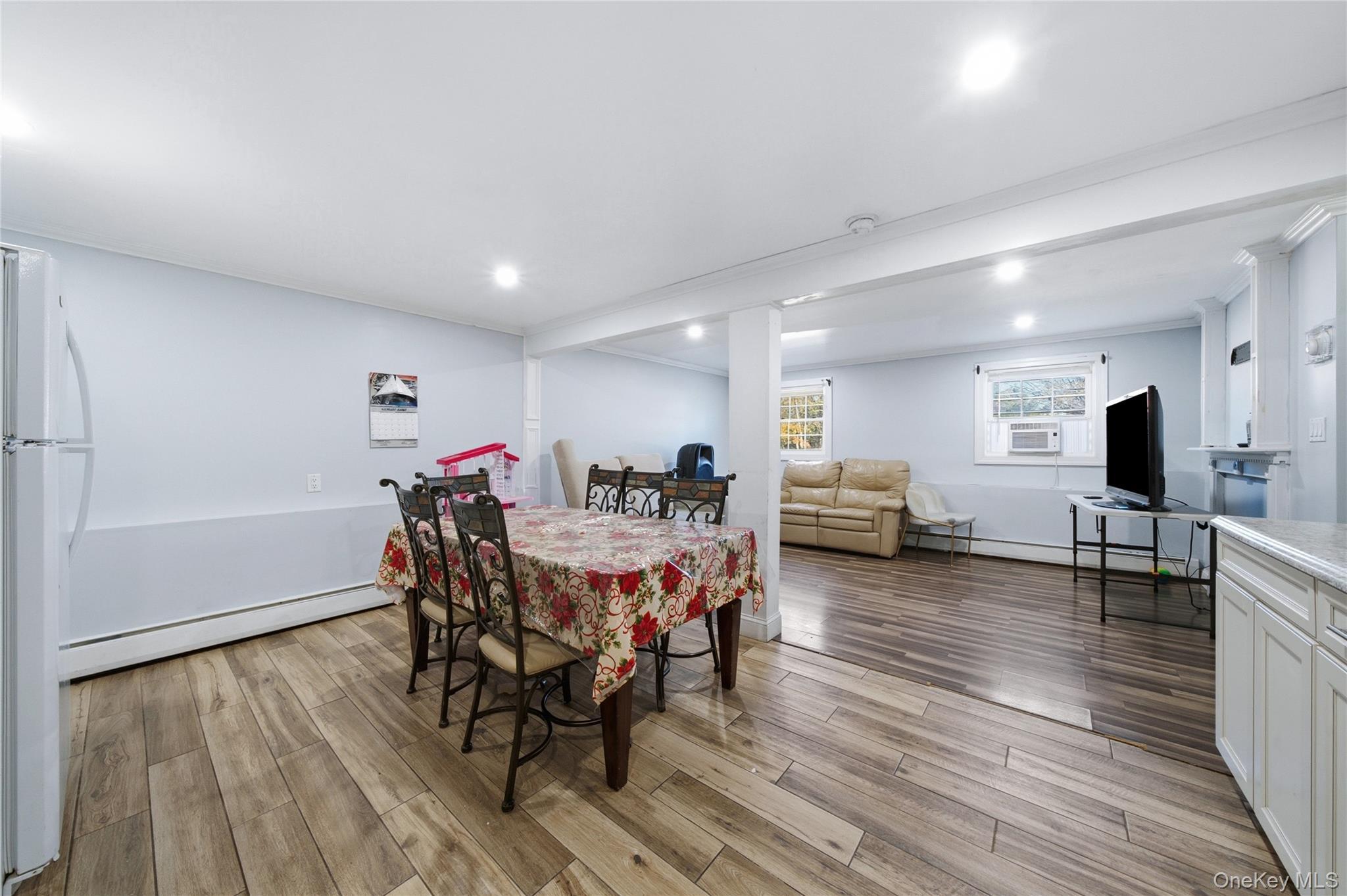 Single Family Dunton Suffolk County, NY 11772, MLS-933301-16