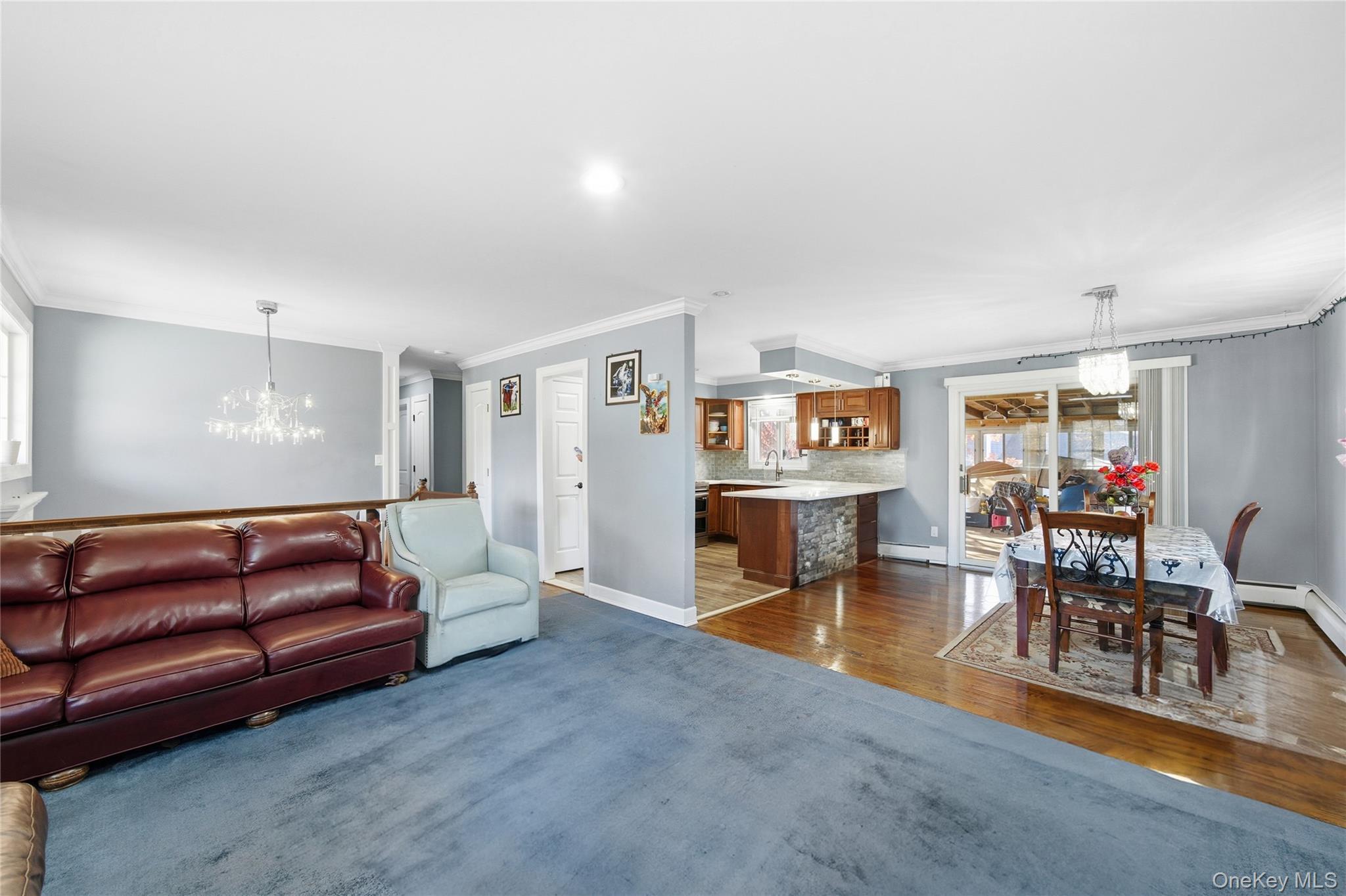 Single Family Dunton Suffolk County, NY 11772, MLS-933301-3