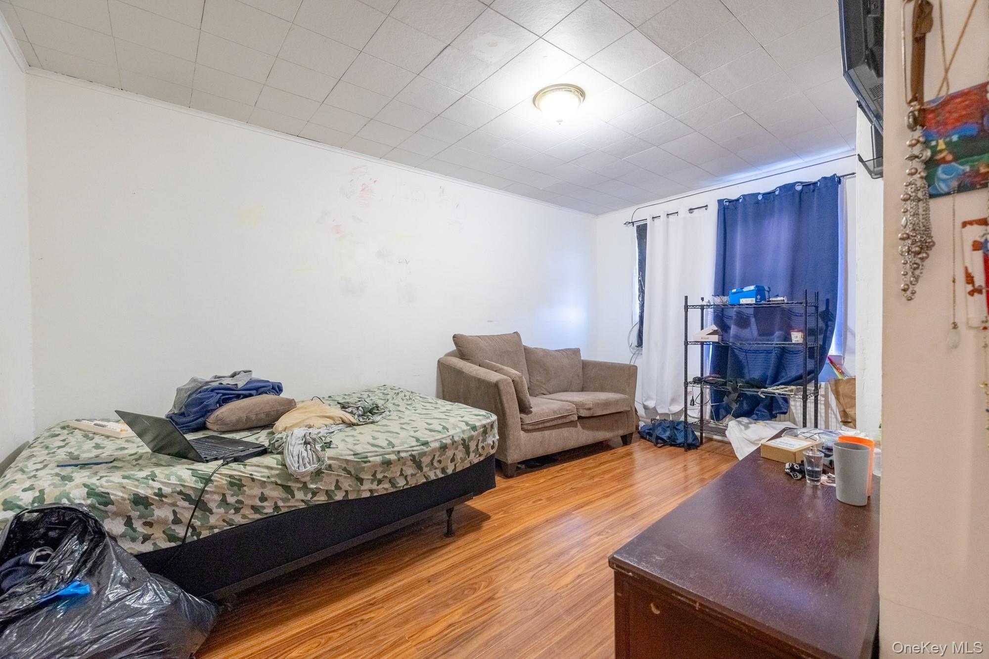 Single Family Van Nest Bronx, NY 10462, MLS-933303-13