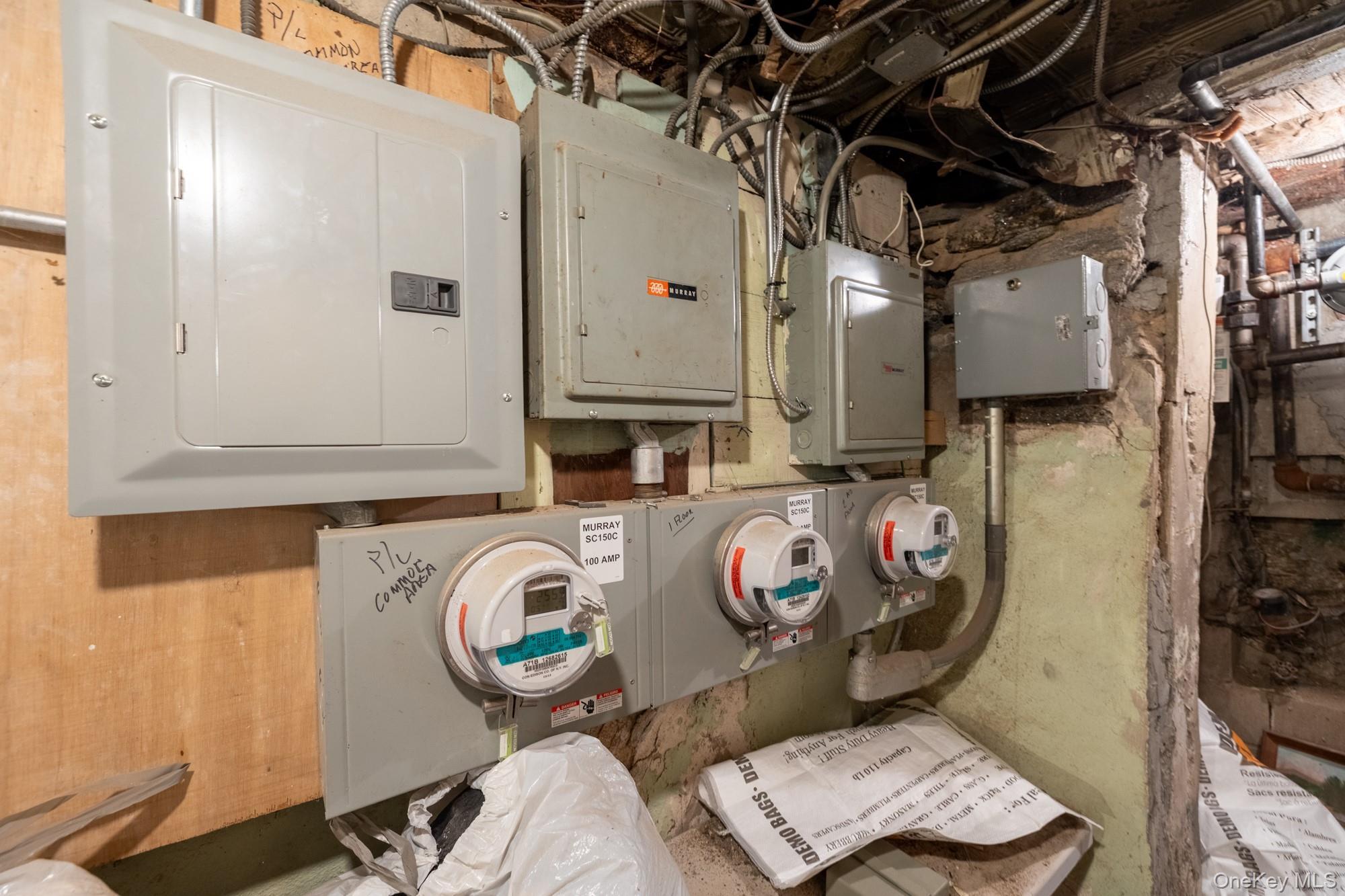 Single Family Van Nest Bronx, NY 10462, MLS-933303-20