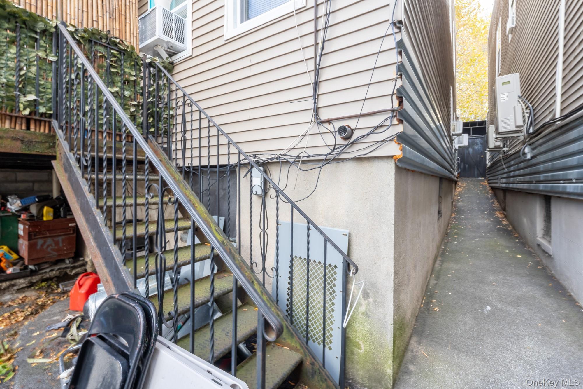 Single Family Van Nest Bronx, NY 10462, MLS-933303-24