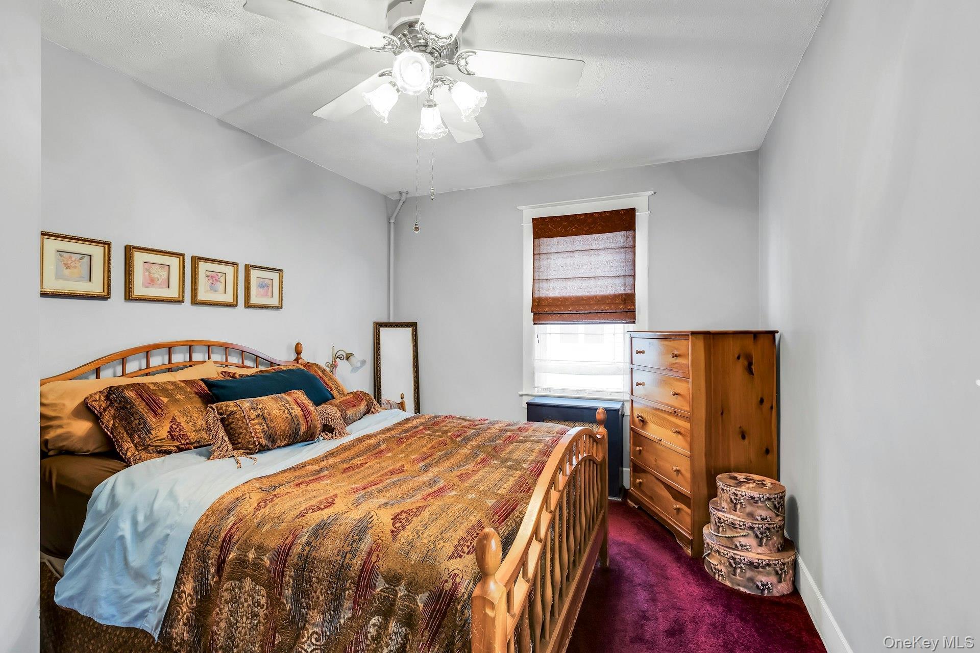 Single Family Roslyn Suffolk County, NY 11752, MLS-933314-15