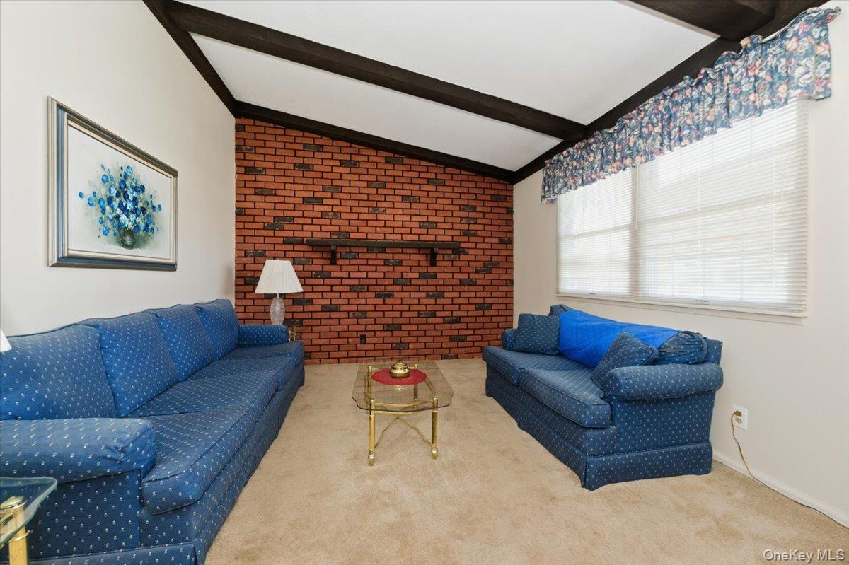 Single Family Heathcliff  Nassau County, NY 11783, MLS-933322-3